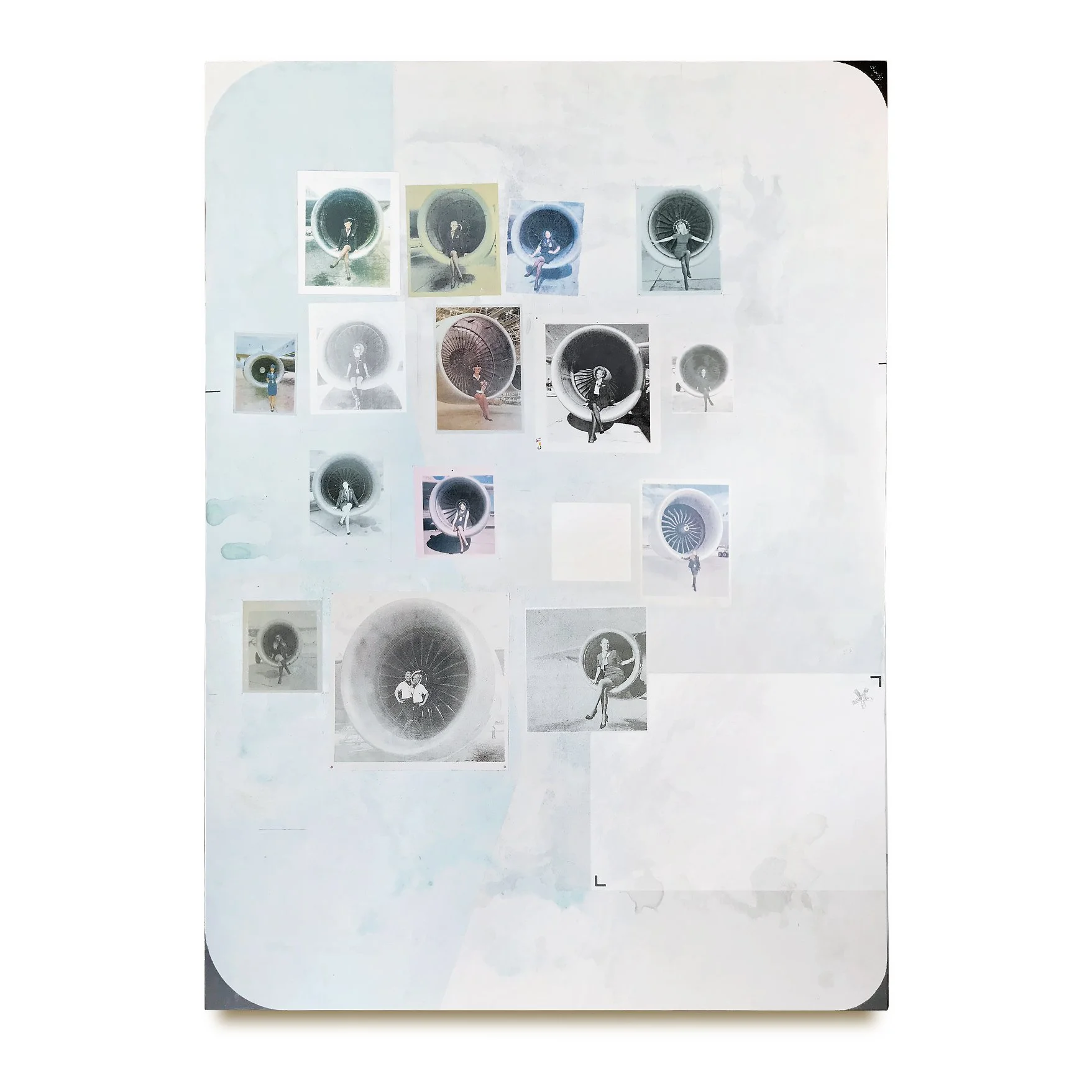 Frauen in Düsen
Serigrafi og lak på markisestof, 111 x 80 cm, 2024