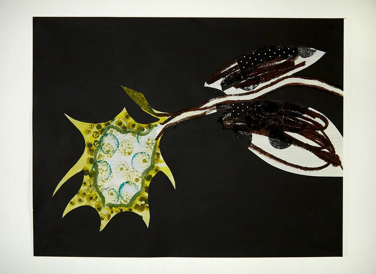 Lysende natblomst
Mixed media på papir, 65 x 49 cm