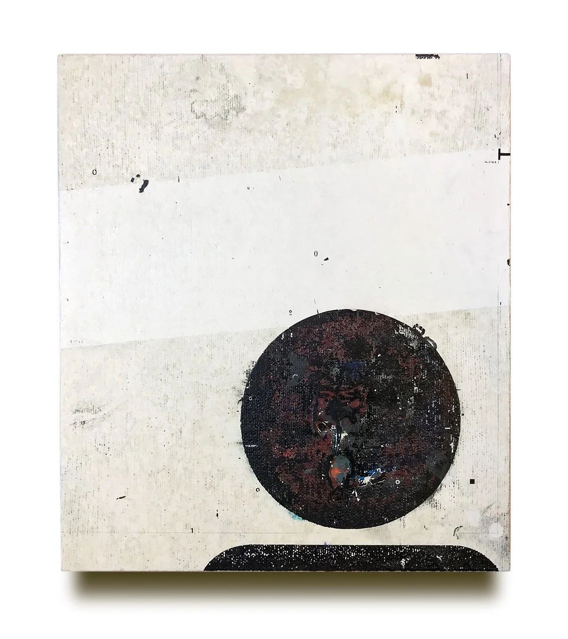 Gesicht
Serigrafi, lak og LettraSet på grå uldtrøje, 39 x 34 cm, 2024
