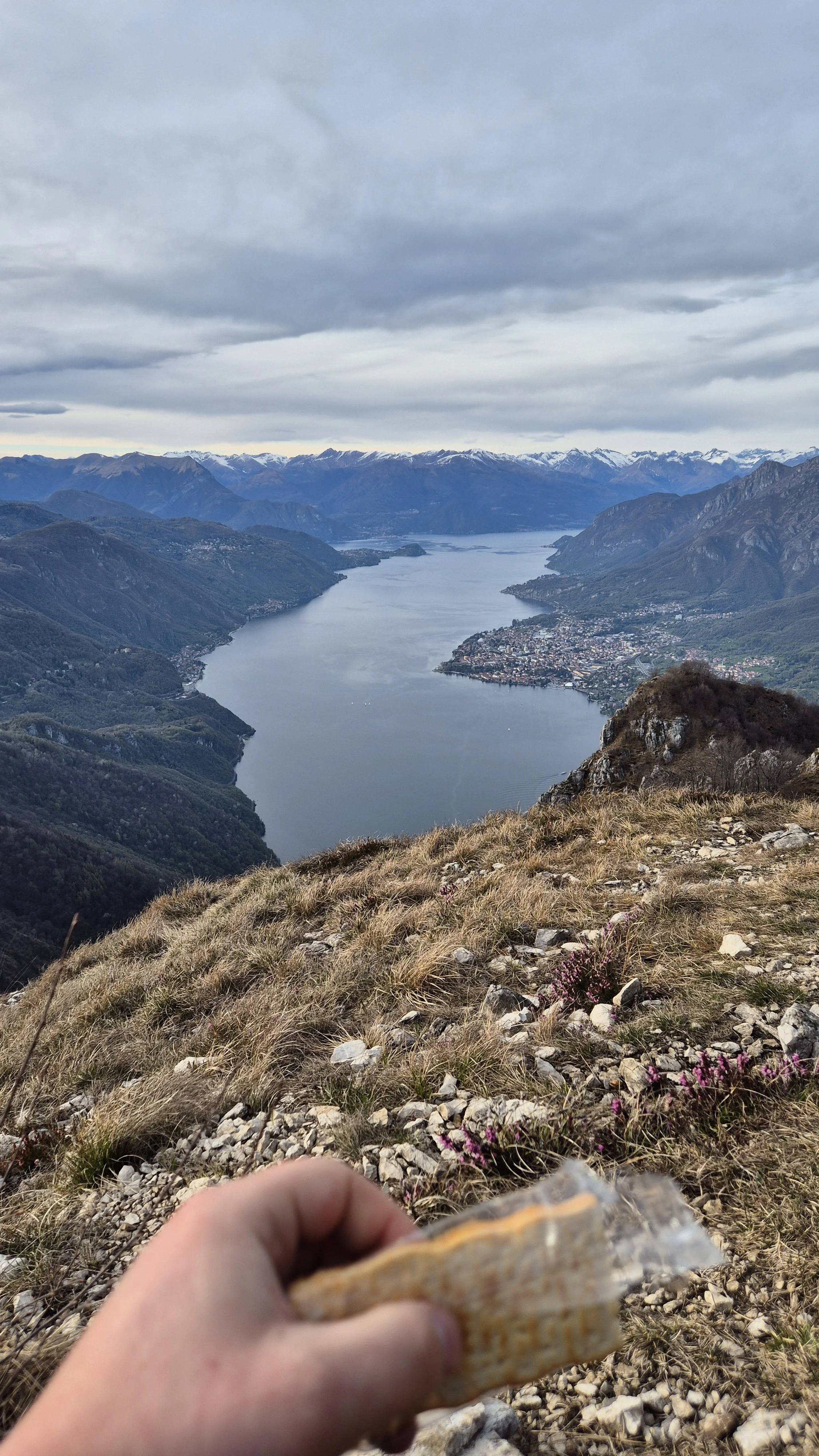Giro ad anello sul monte Moregallo