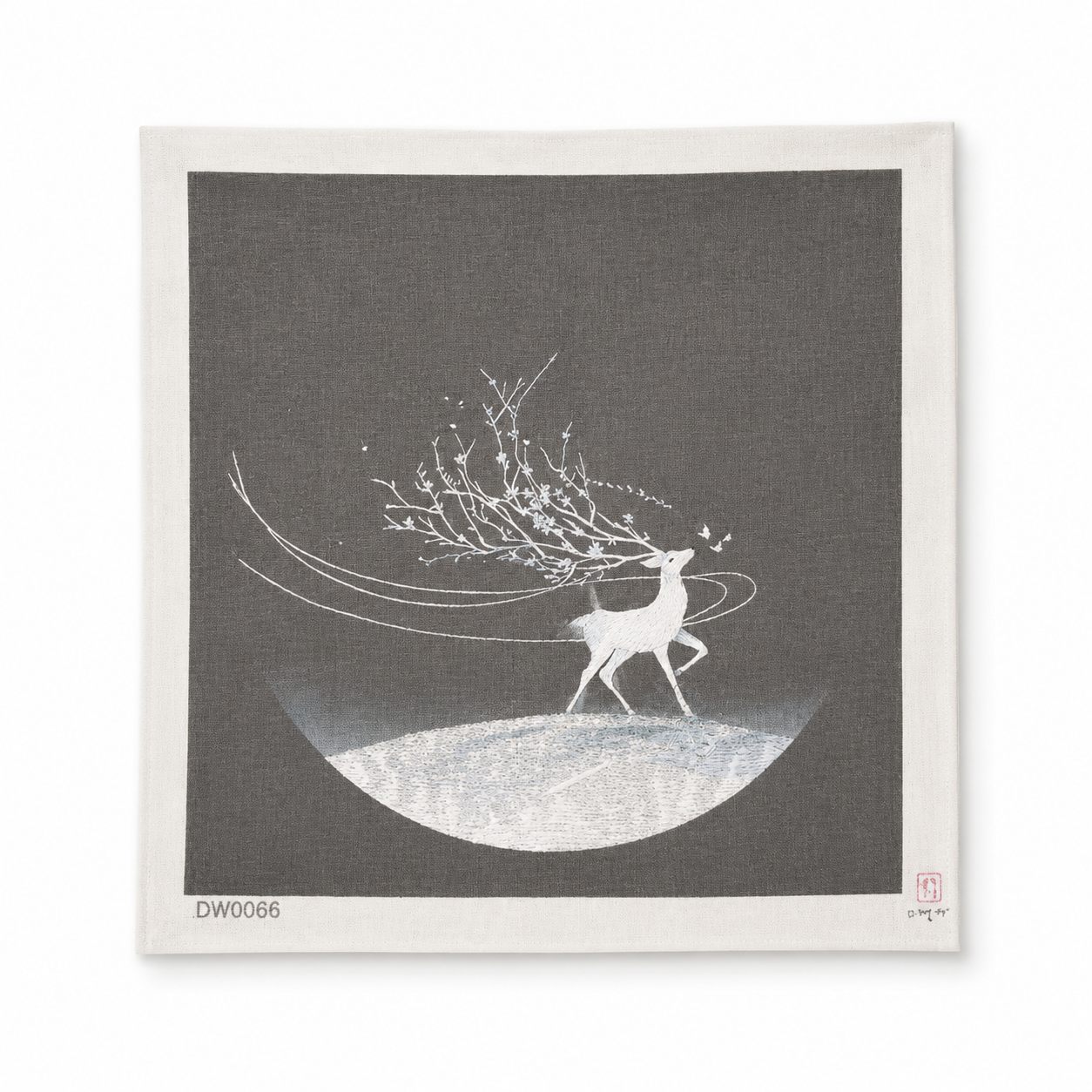 YNX-EMB-031_black-moon-deer-embroidery-wall-art.png