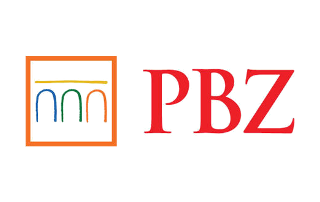 Logo so stylizovaným grafickým znázornením troch oblúkov v zelenom, modrom a oranžovom odtieni v čiernom štvorci, vedľa textu „PBZ“ v červenej farbe.