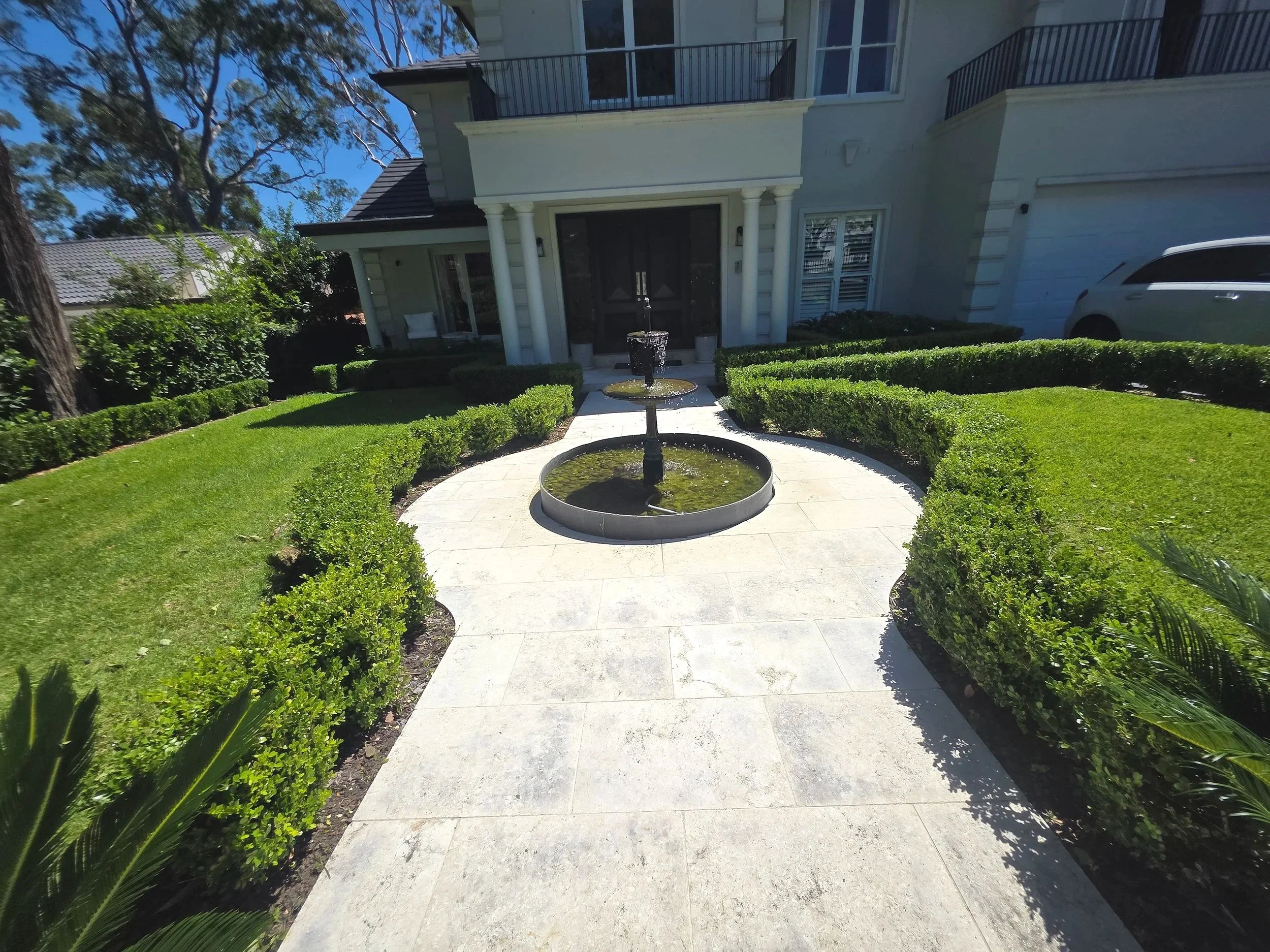 Entrance Landscaping in front yard Pymble home