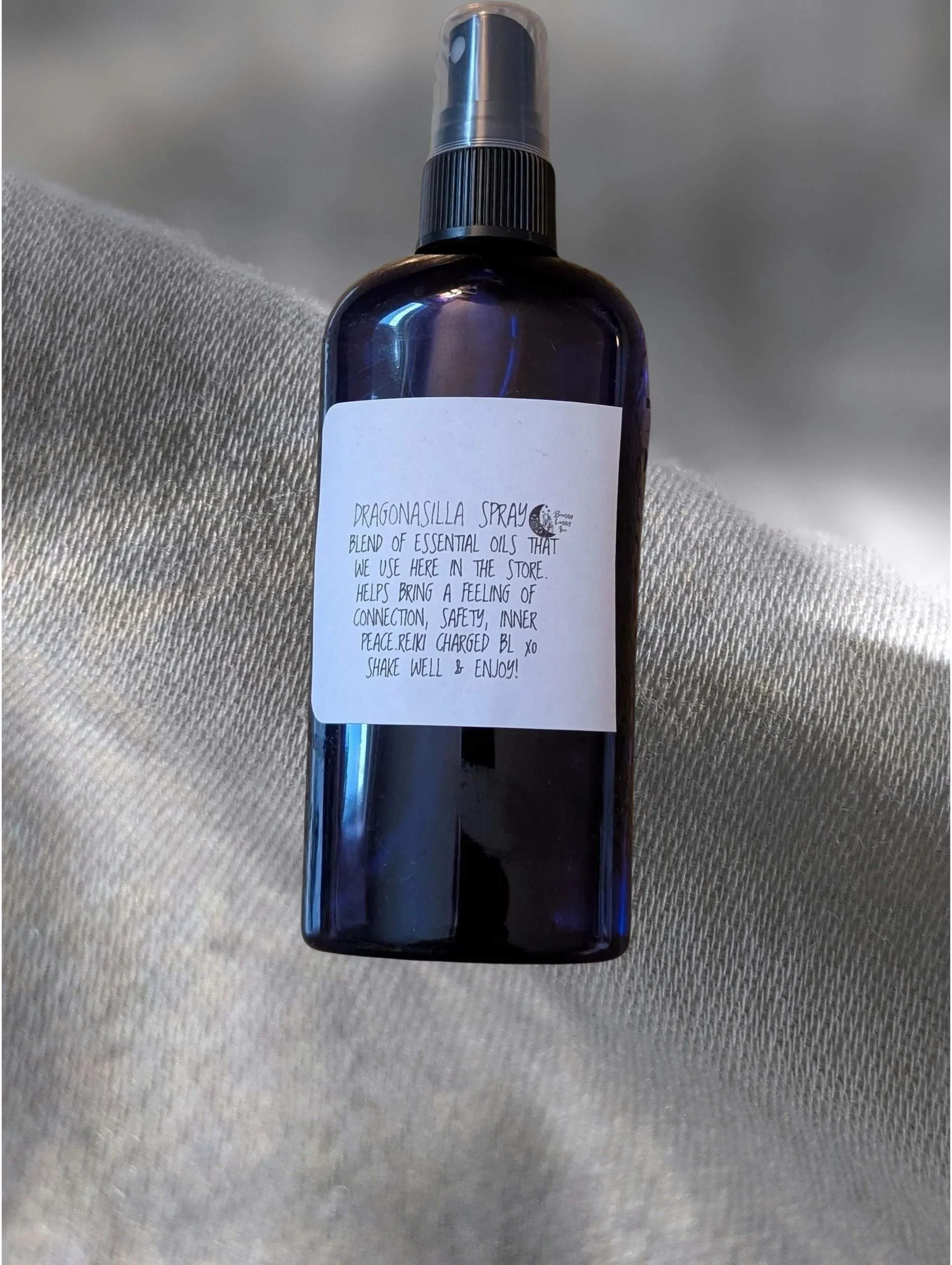 🔥🐉 DRAGONASILLA SPRAY 🐉🔥  🛡️🌿 Grounding • Protection • Presence • Comfort • Energetic Familiarity ✨