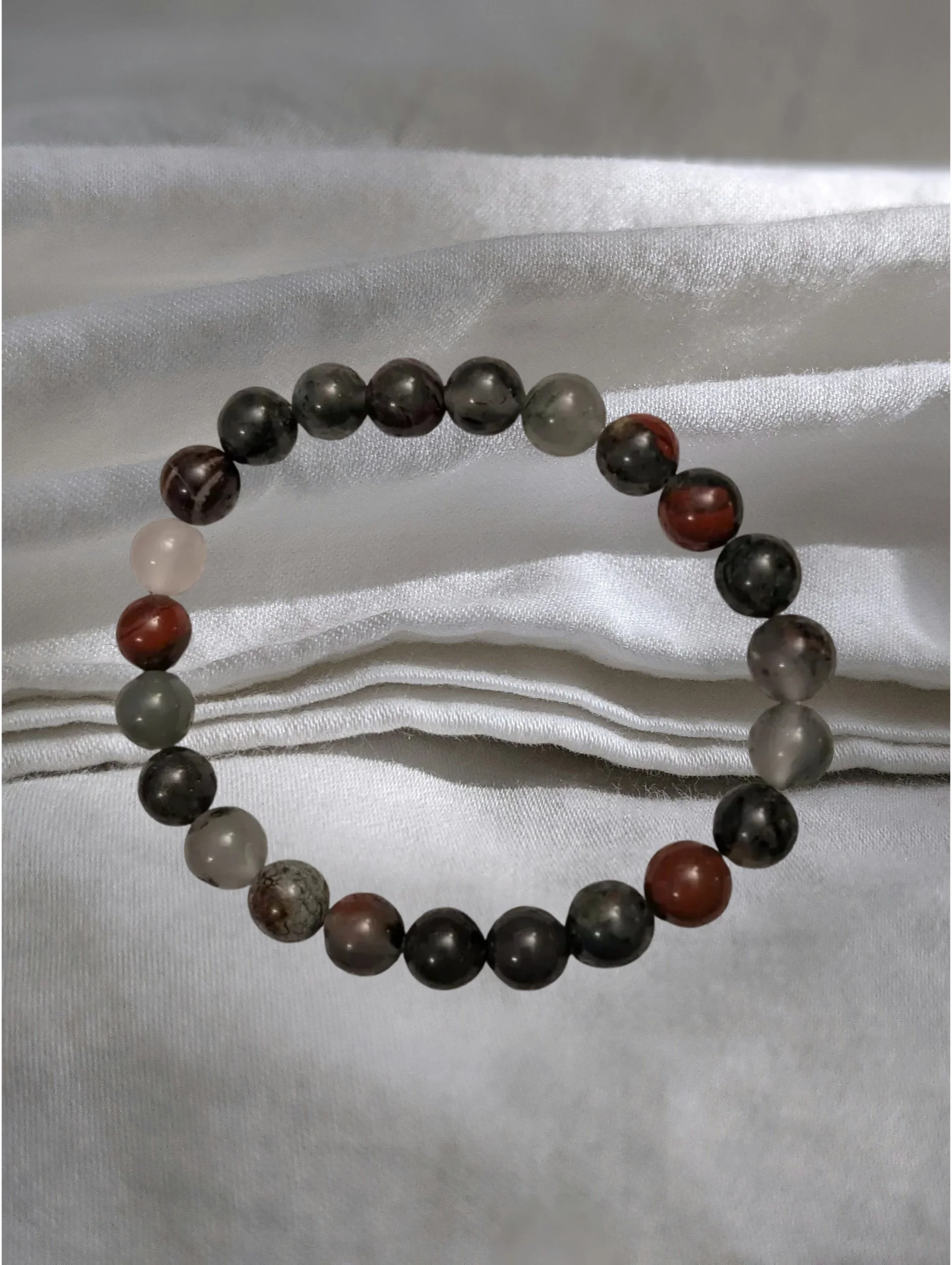 ❤️ Bloodstone Stretch Bracelet – Strength, Courage & Vitality