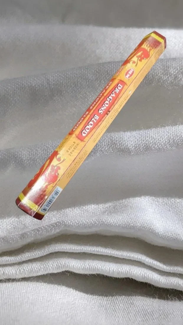 🐉🔥 DRAGON’S BLOOD INCENSE 🔥🐉  🛡️✨ Protection • Vitality • Spiritual Power • Grounded Magic 🔮