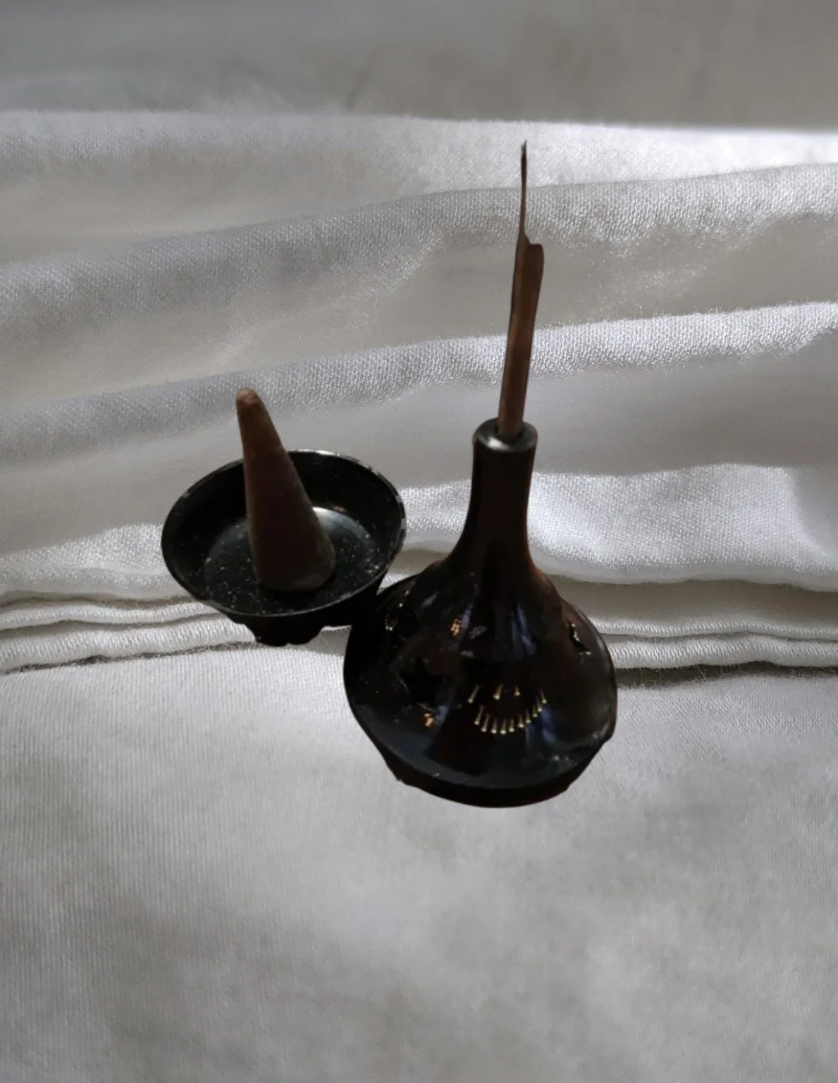 Black Brass incense burner 2"-Scented Ambiance ✨⚫