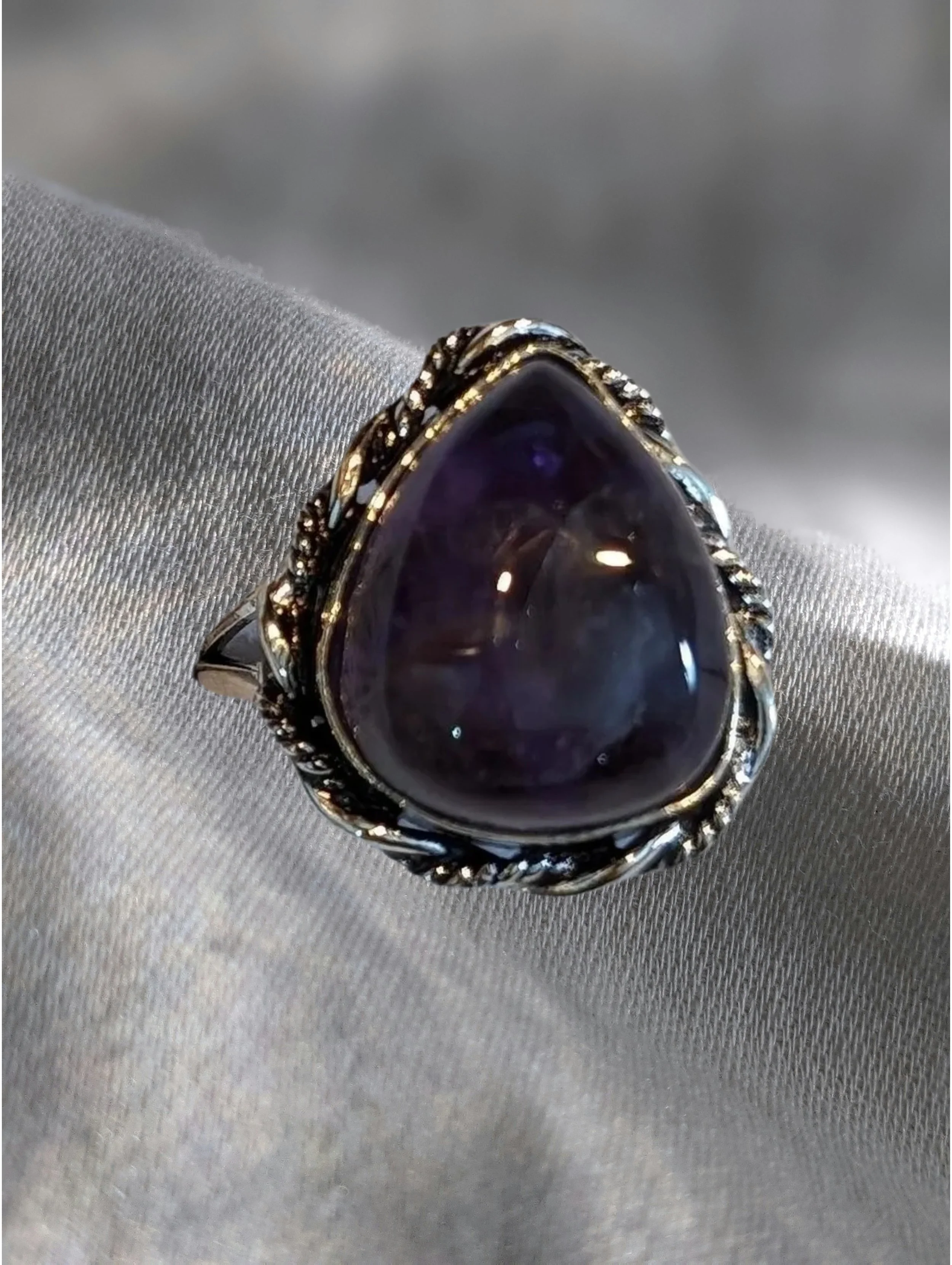 💜✨ Amethyst Teardrop Sterling Silver Ring – Size 6.5  Calm • Intuition • Spiritual Clarity • Protection ✨💜