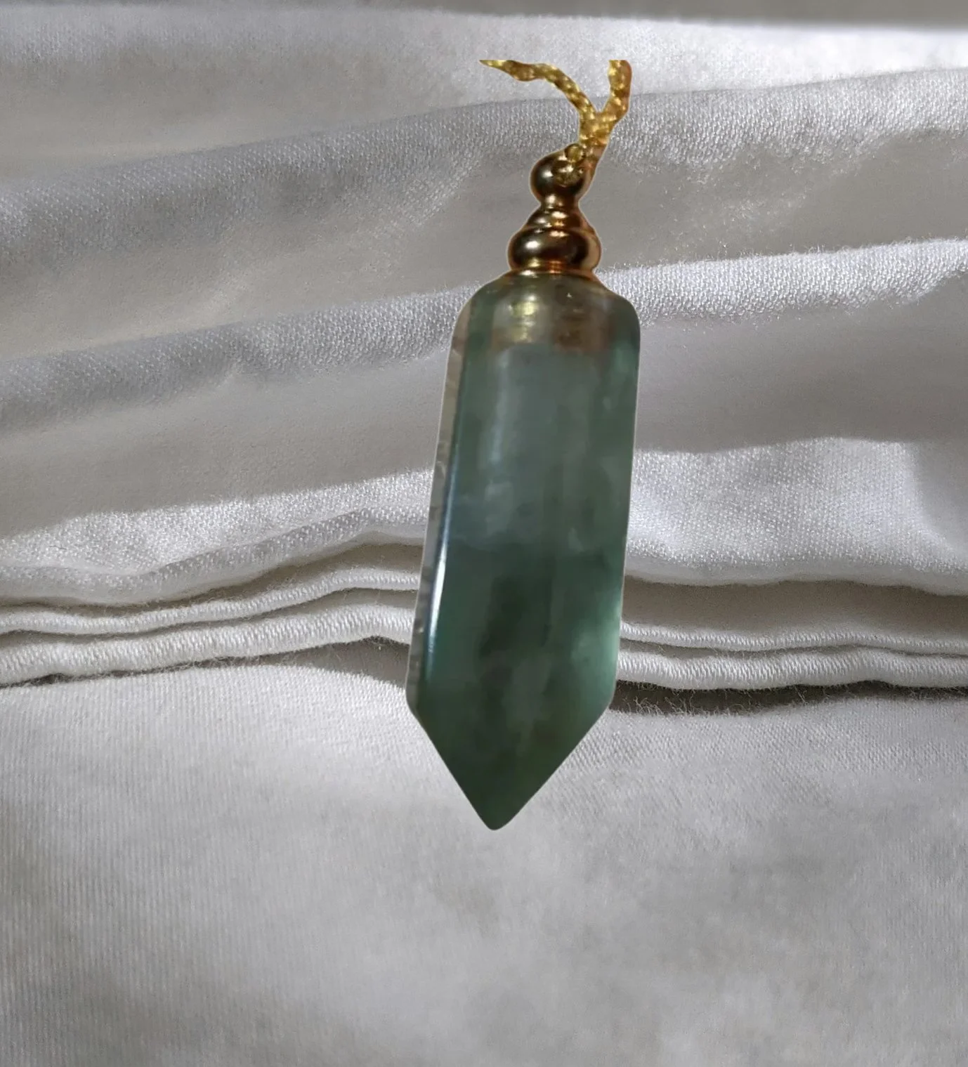 💎 Fluorite Essential Oil Vial Pendant Clarity • Calm • Focus