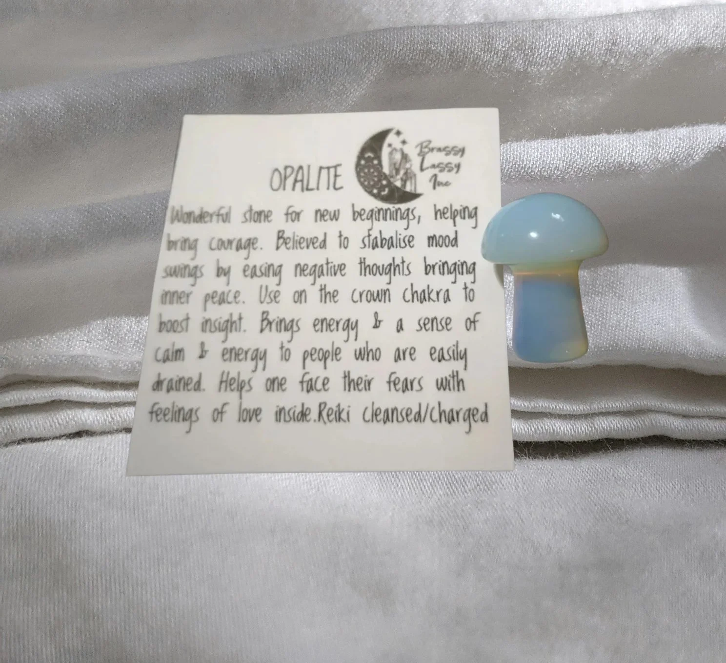 🍄 Opalite Mini Mushroom (1")  🤍 Calm • Emotional Flow • Transition • Intuition • Gentle Light