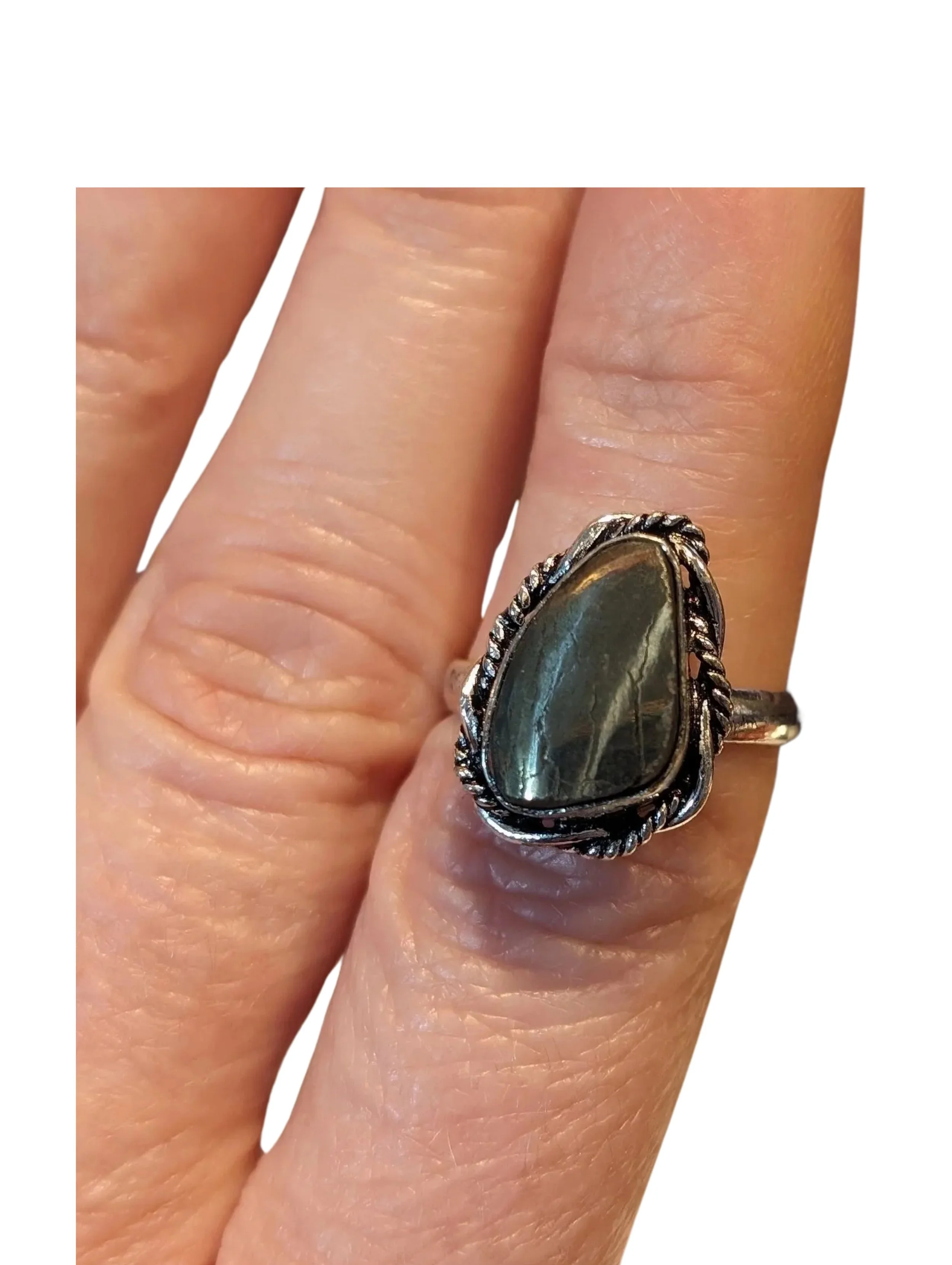 Studio-Project - 2026-02-01T064617.806.jpg