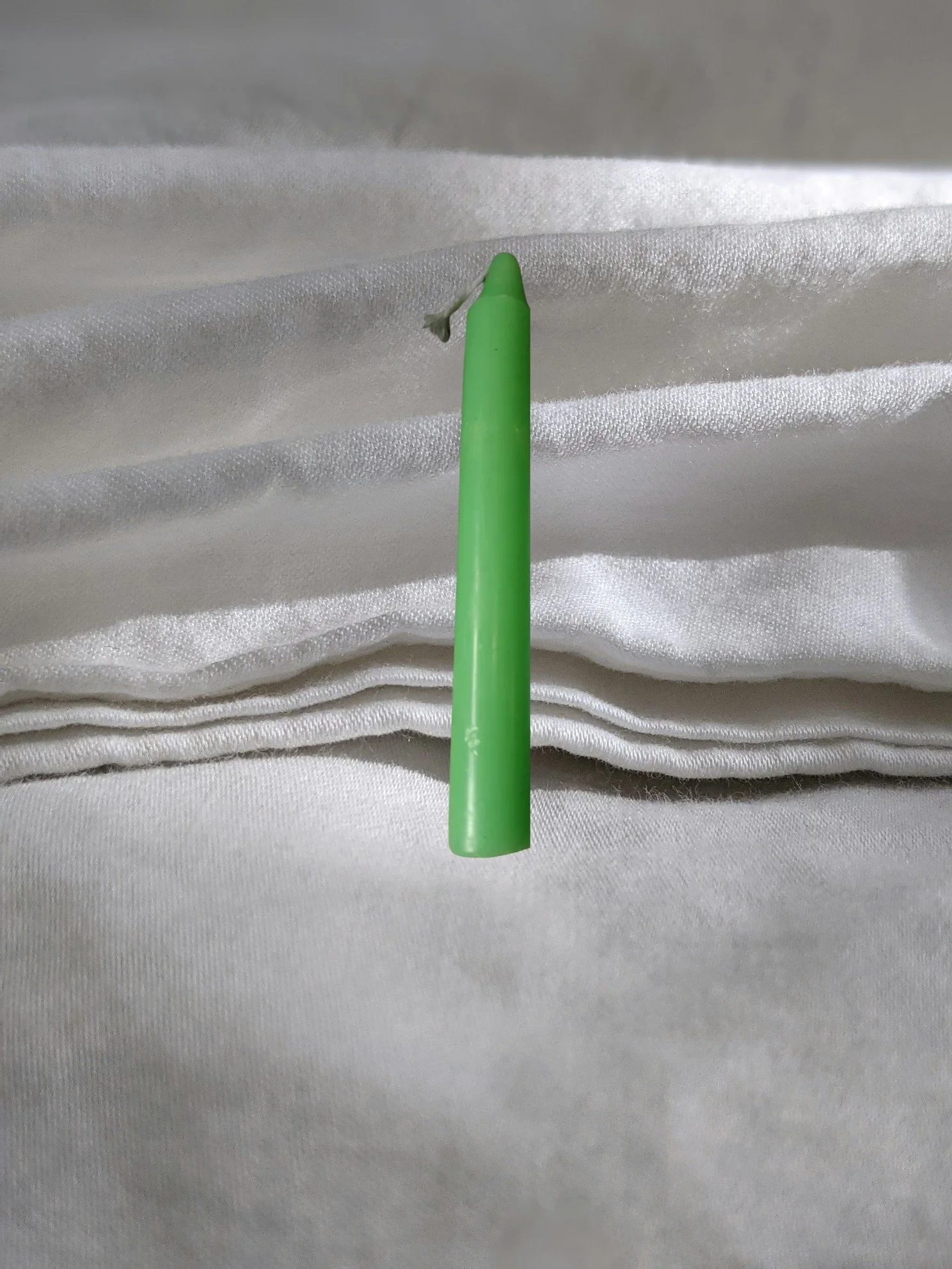 💚🌿 Green Ritual Candle – Reiki Charged Flame of Growth & Prosperity 🌿💚