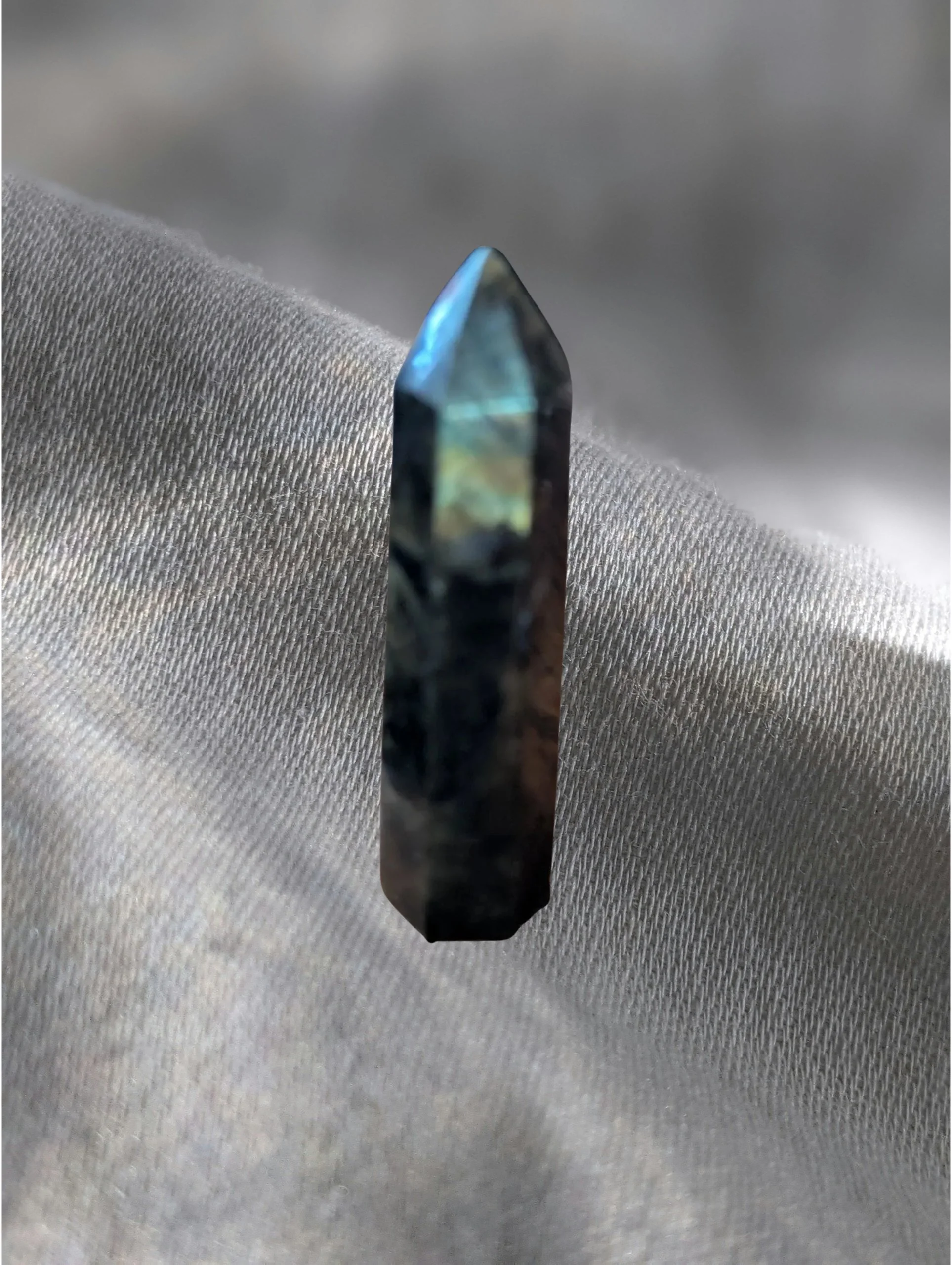 🌌 Labradorite Point | 4" Tall | Intuition & Protection | Spiritual Awakening |