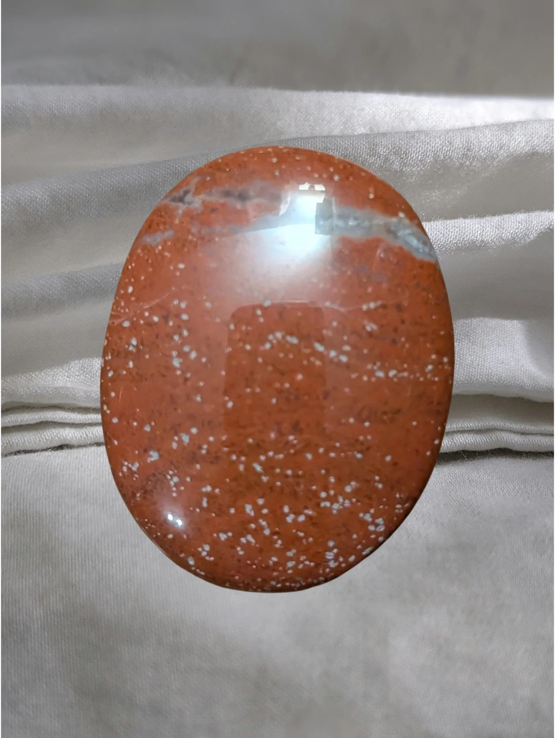 🪨❤️🔥 Red Jasper Worry Stone 🔥❤️🪨  ❤️🔥 Grounding • Stability • Strength • Comfort • Steady Support 🌍✨