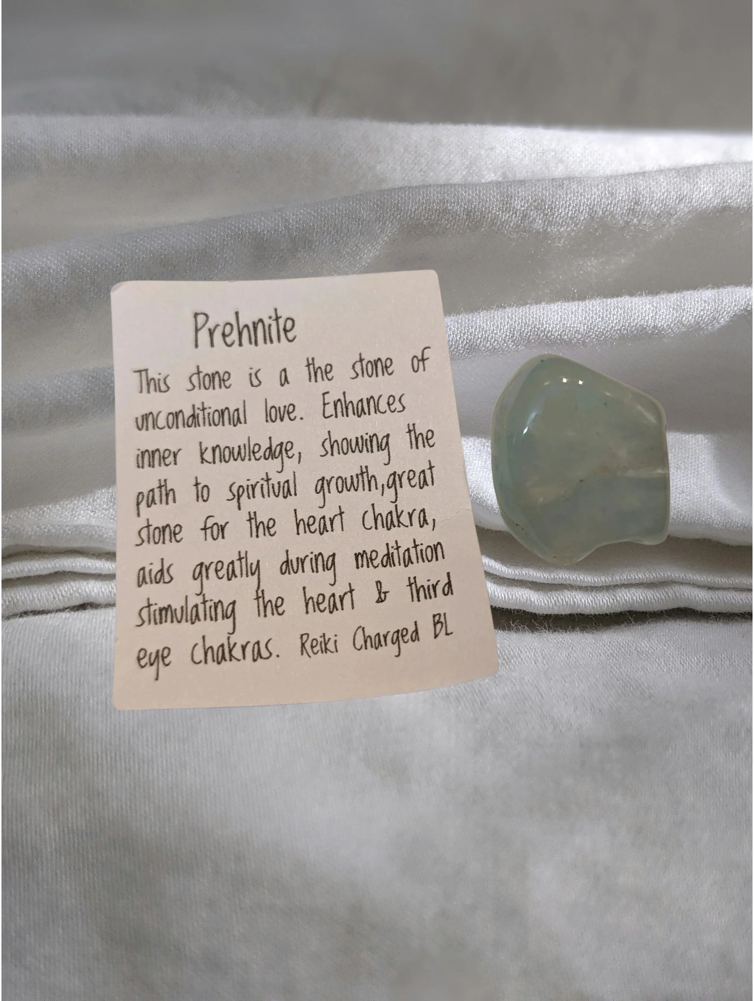 Prehnite – Heart Healing & Inner Peace