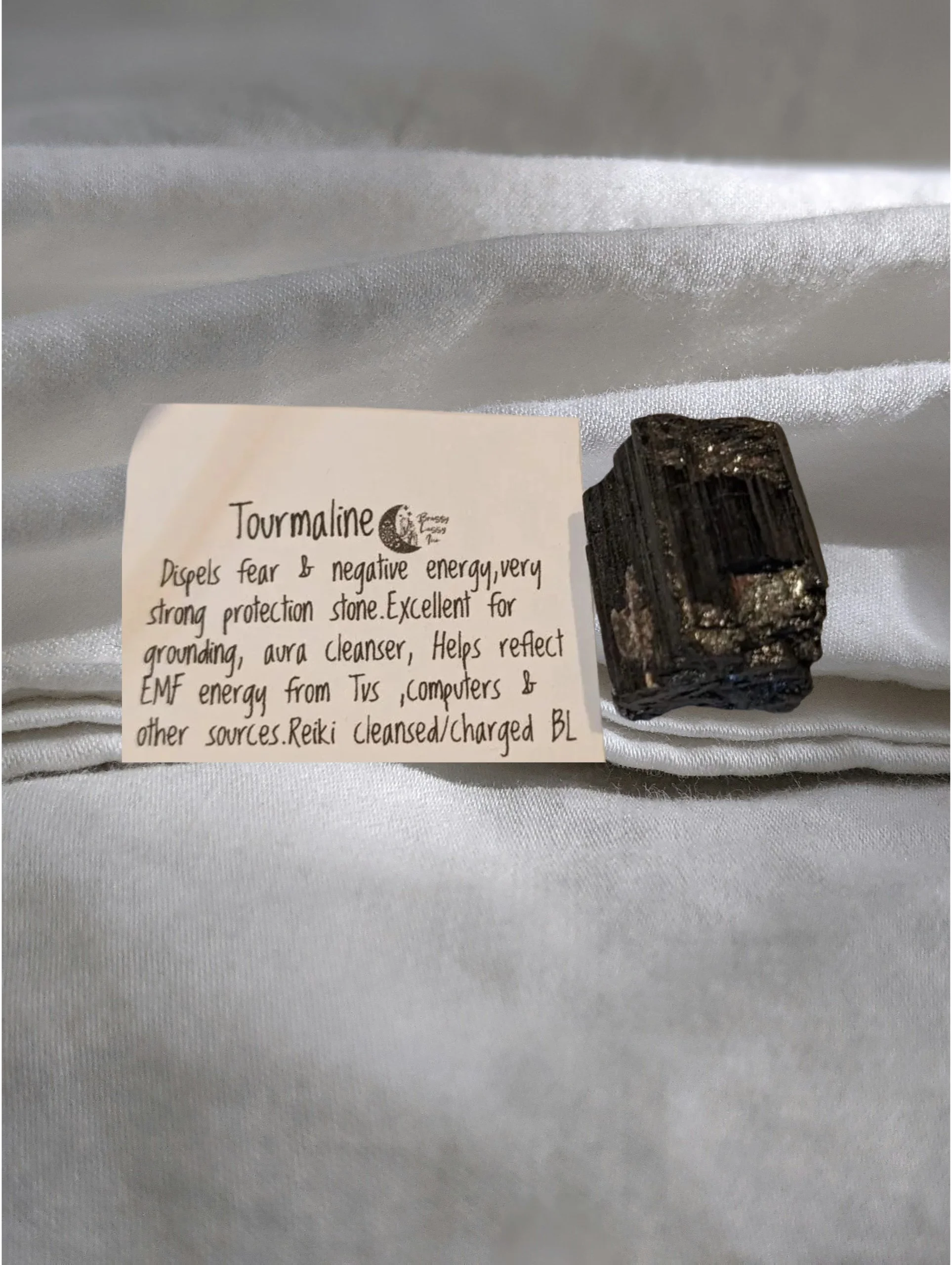 Black Tourmaline Raw(Protection • Grounding • Energy Clearing) (Copy)