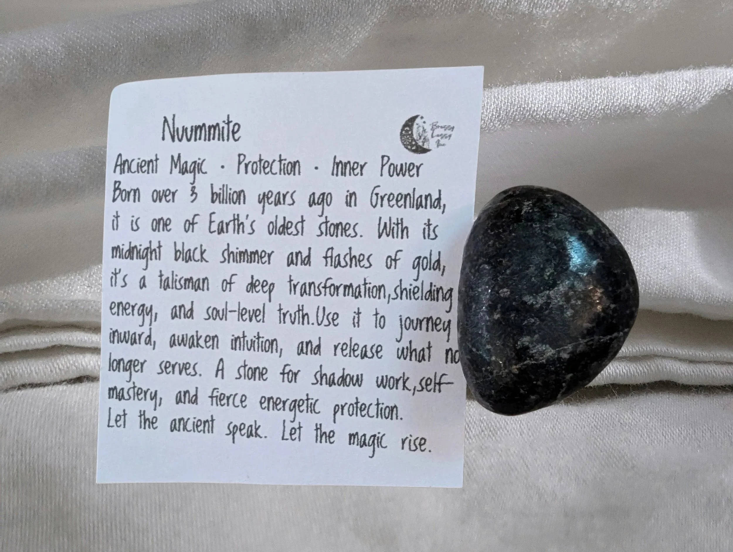 Nuummite: 🔮 Protection · Inner Power · Ancient Wisdom