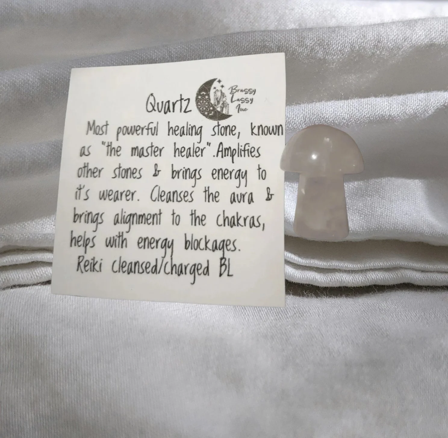 🍄✨🤍 Quartz Mini Mushroom (1") 🤍✨🍄  🤍✨ Clarity • Amplification • Balance • Focus • Universal Energy 🔮🌈