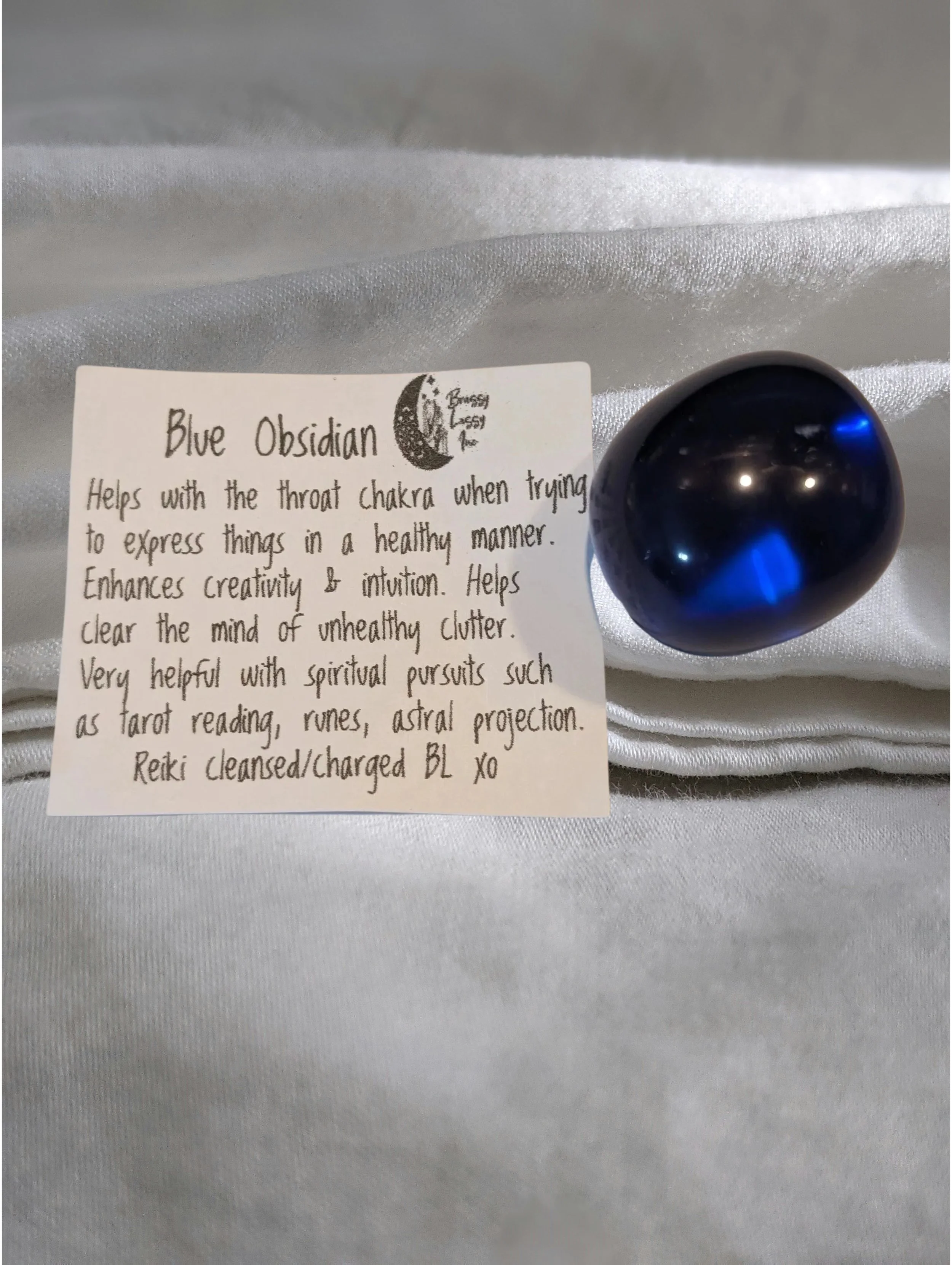 🔵 Blue Obsidian – Clarity, Expression & Inner Serenity
