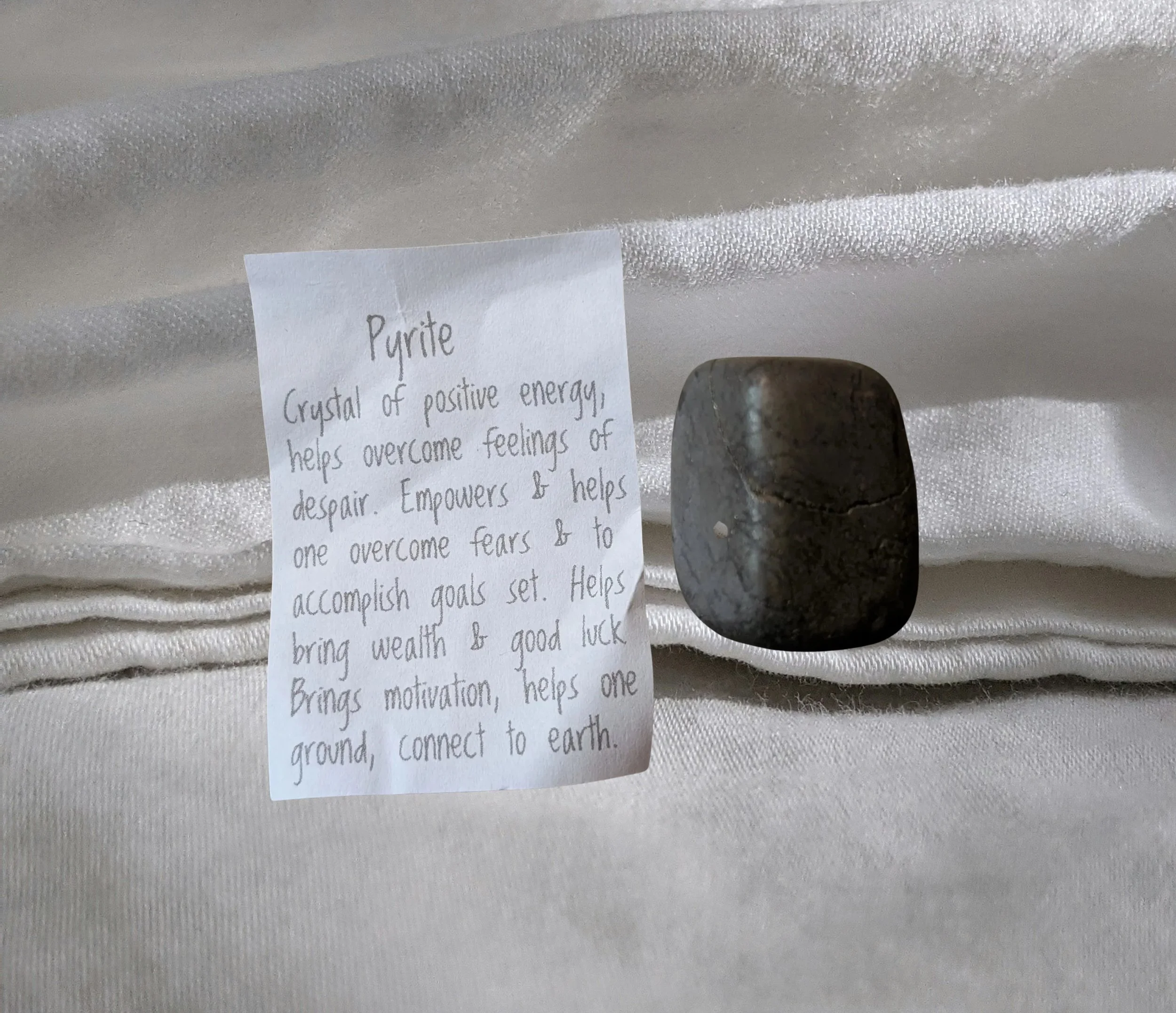 💎 Pyrite (💰 Abundance • 🔥 Confidence • 🛡️ Protection)