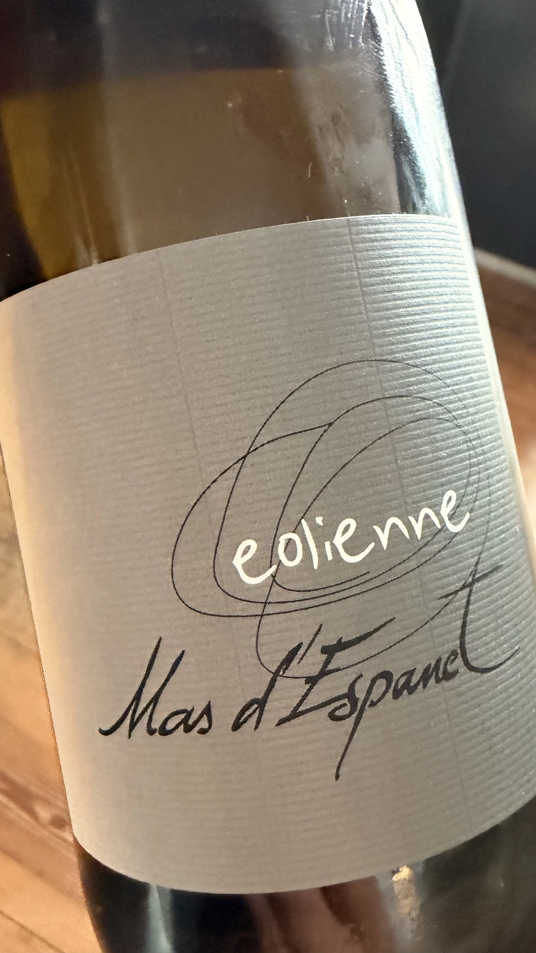 Eolienne Blanc 2024