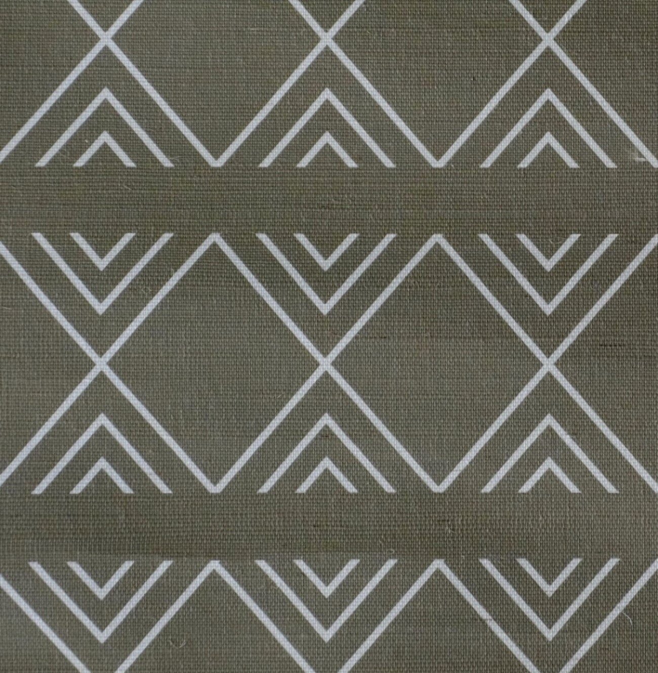 CLIFFORD Grasscloth - Mudiola