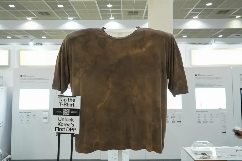 2025 Preview in Seoul - CARE IDⓒ Exhibition