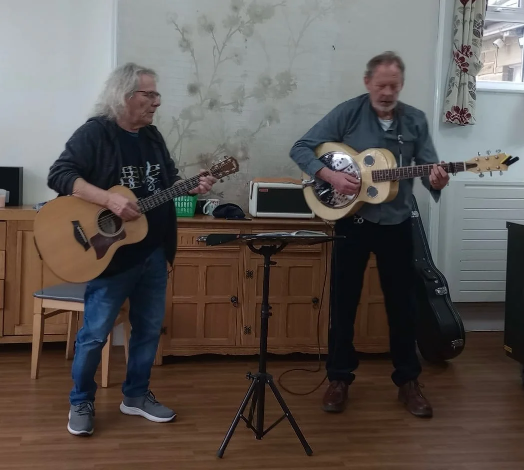 Our residents had a wonderful time enjoying the beautiful performance by Peter and Toby 🎶✨
Thank you, Peter and Toby, for sharing your fantastic talent with us 💫✨
#lifeathnh #liveperformance #guitar #guitarperformance