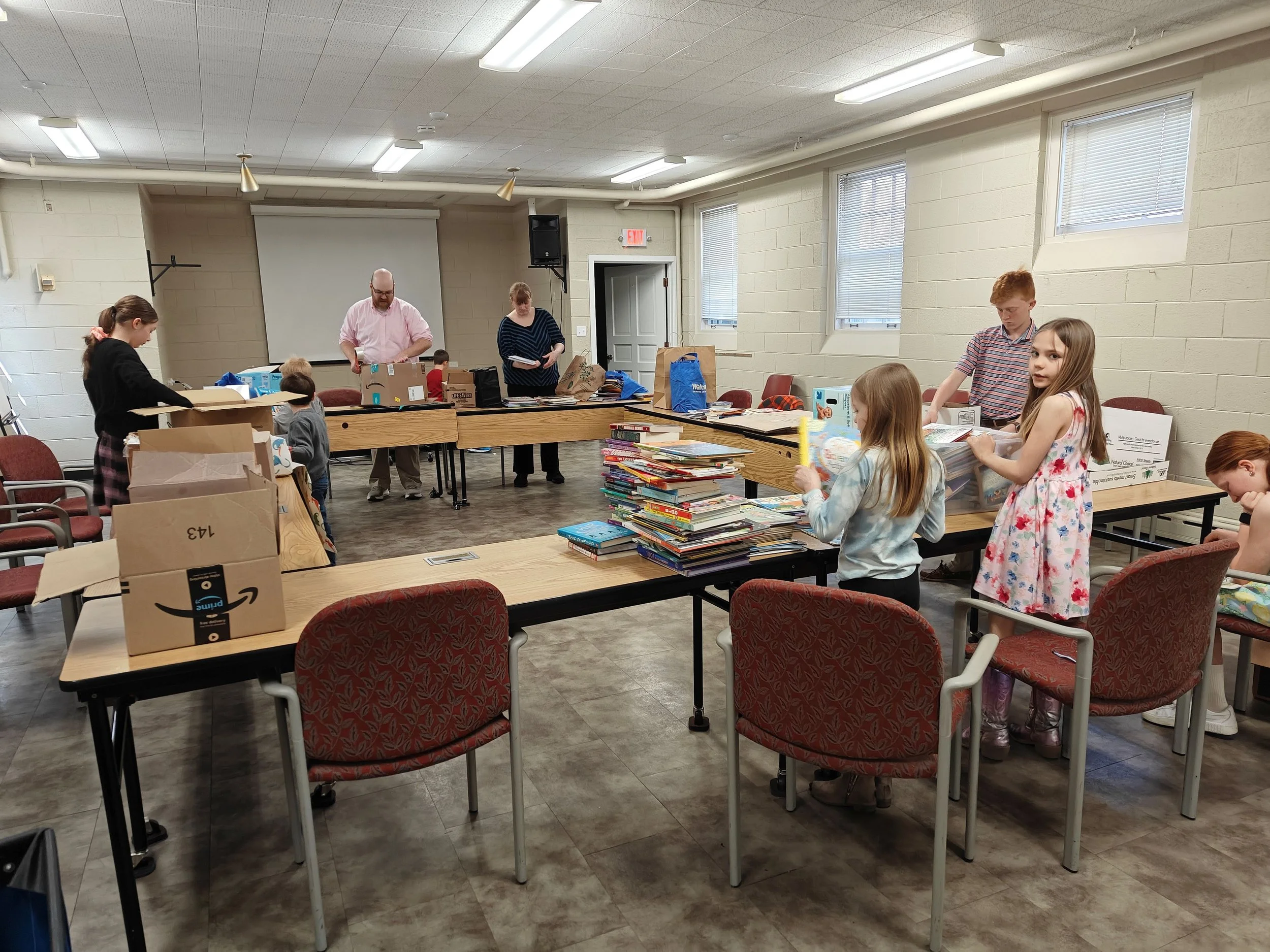 Kids Inspecting 3.jpg