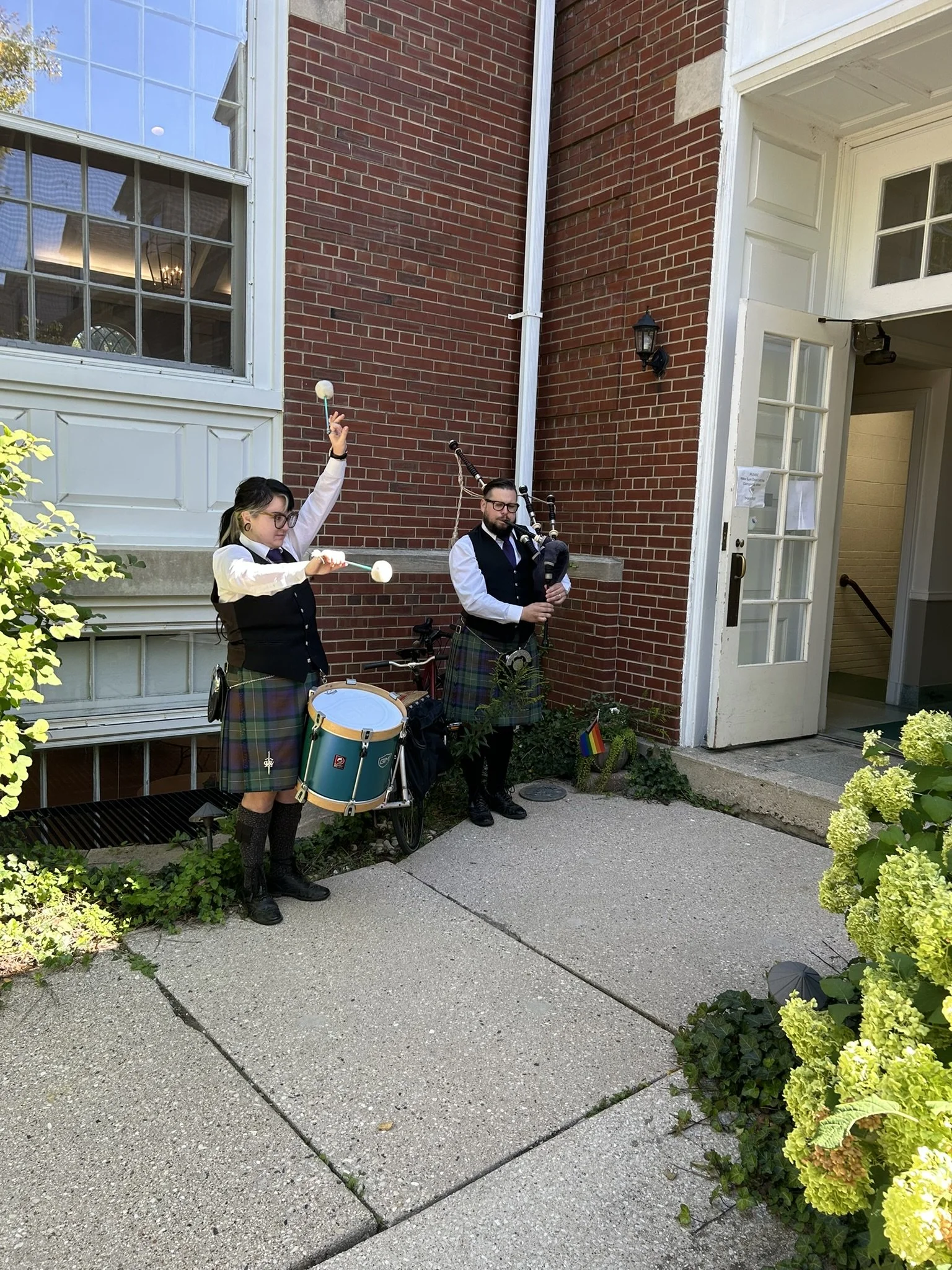 bagpipers outside.JPEG