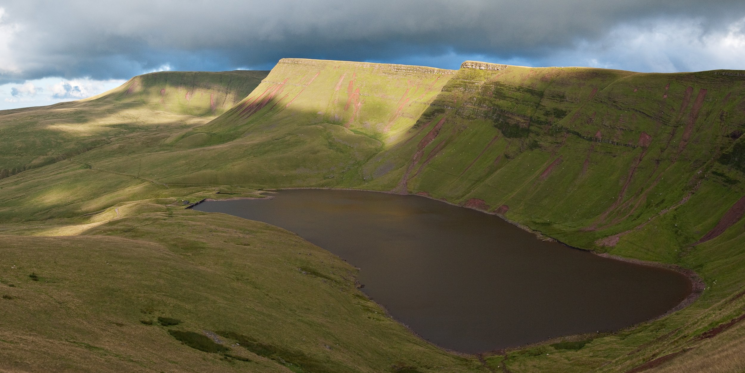 NM__0907 Mynydd Du Pan 02 2-1.jpg