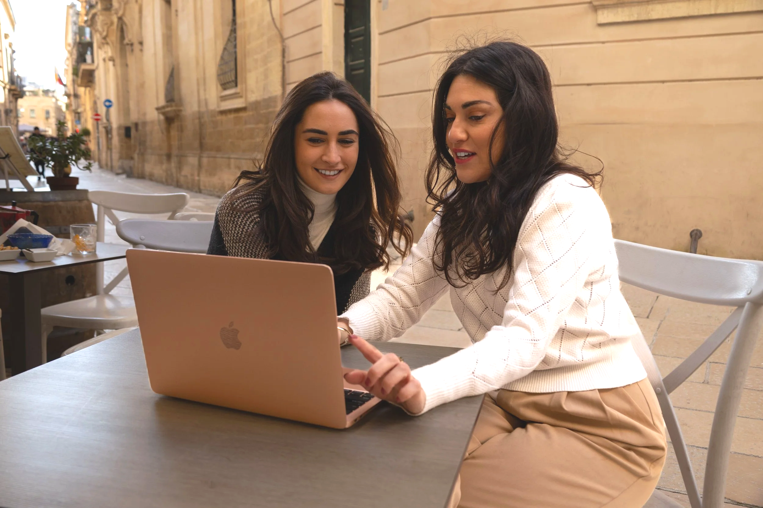 local relocation support puglia