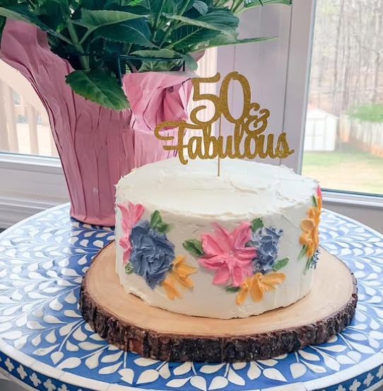 Floral 50 cake.png