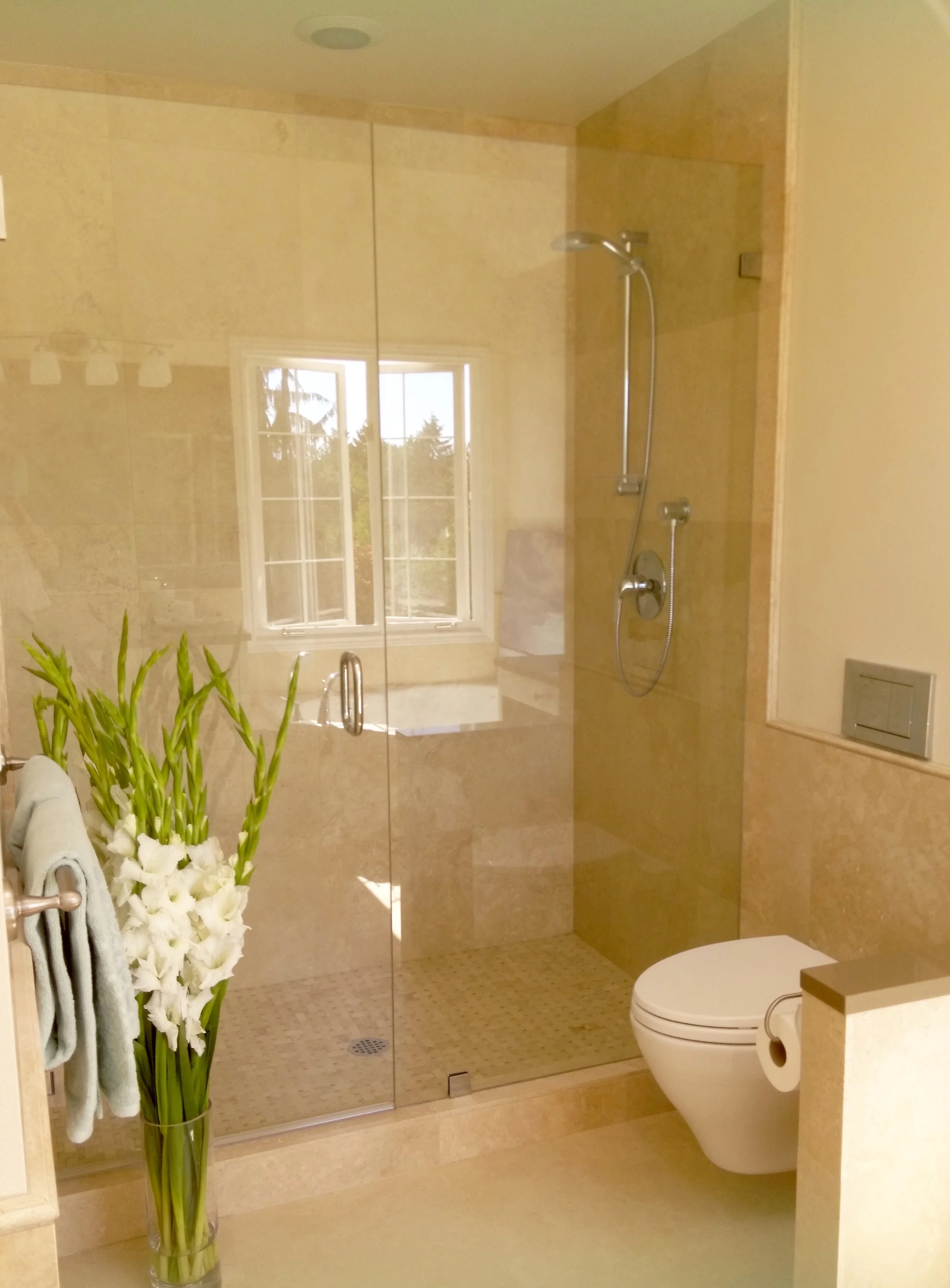 Garbarino Bathroom .jpg