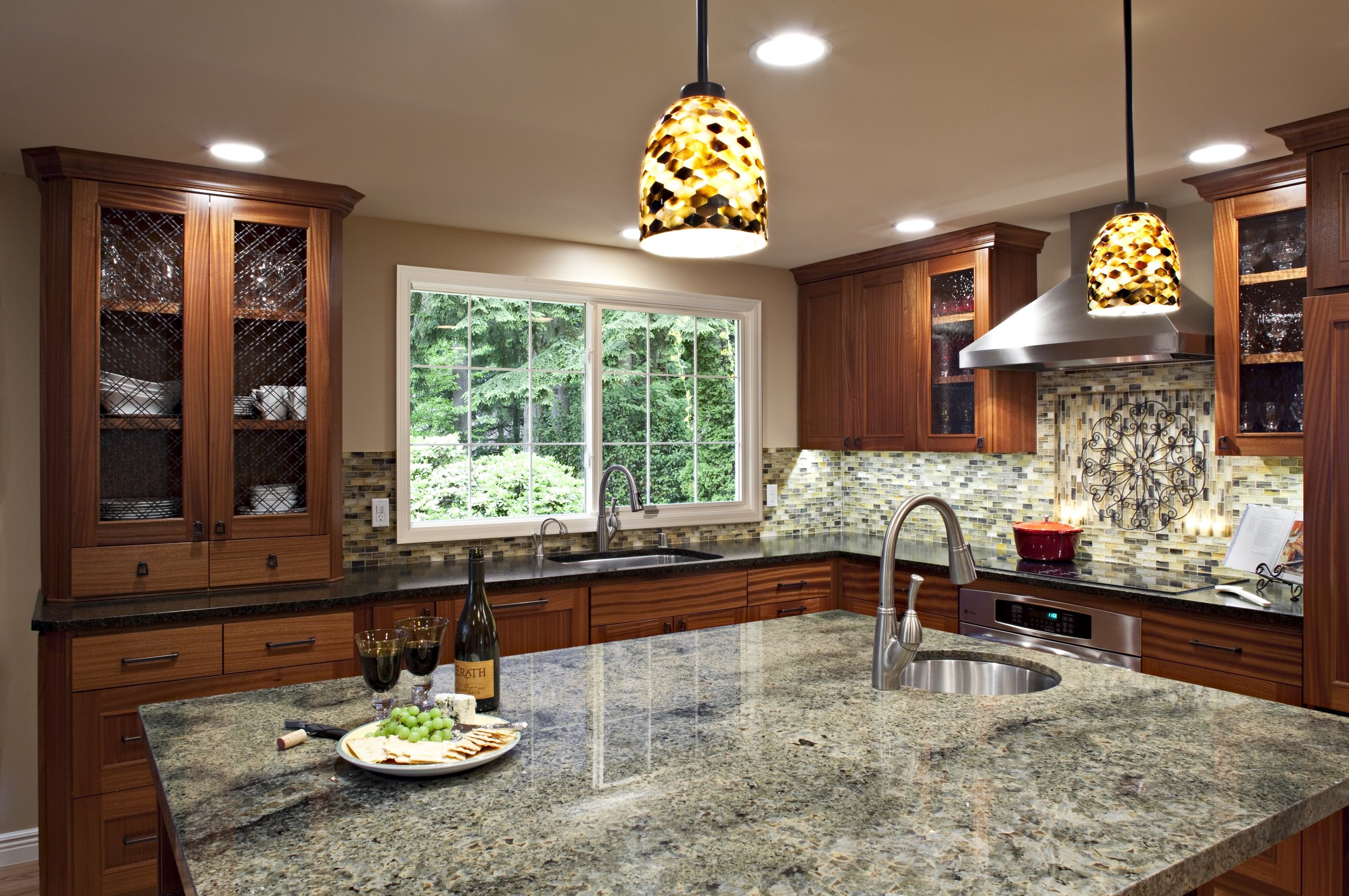 Christian Kitchen 2.jpg