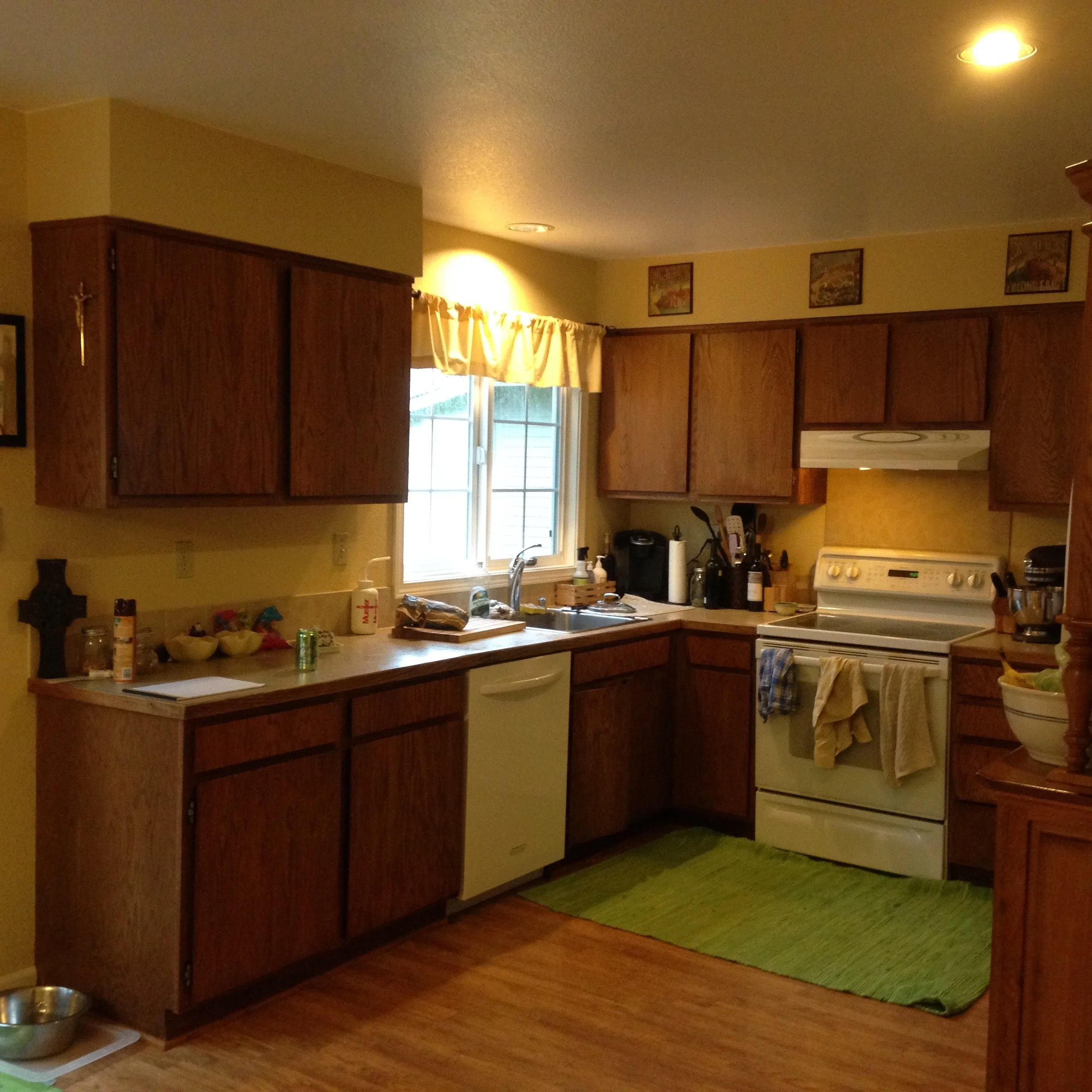 Cast Kitchen before.jpg