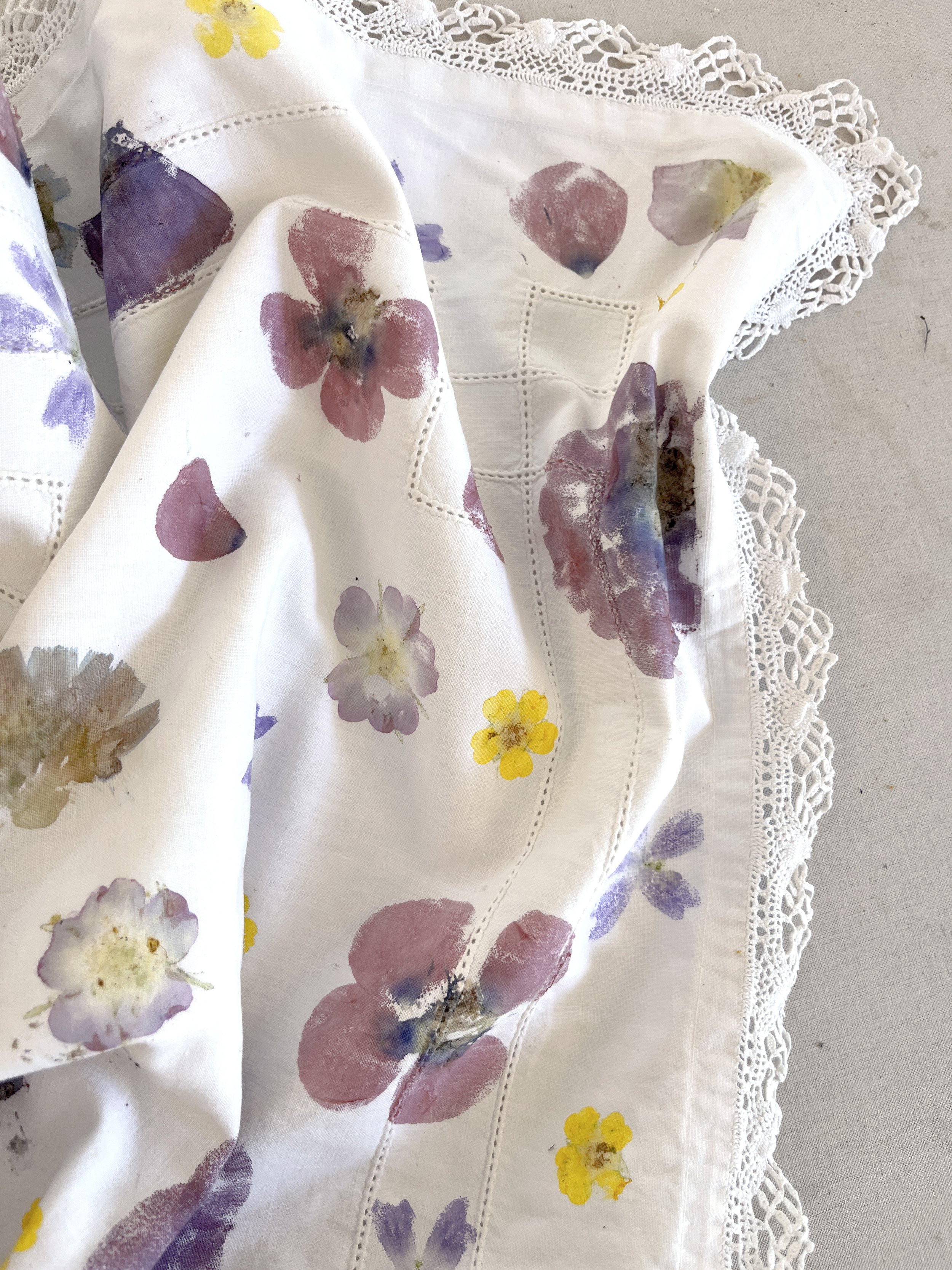 flowerpillows-close8.jpg