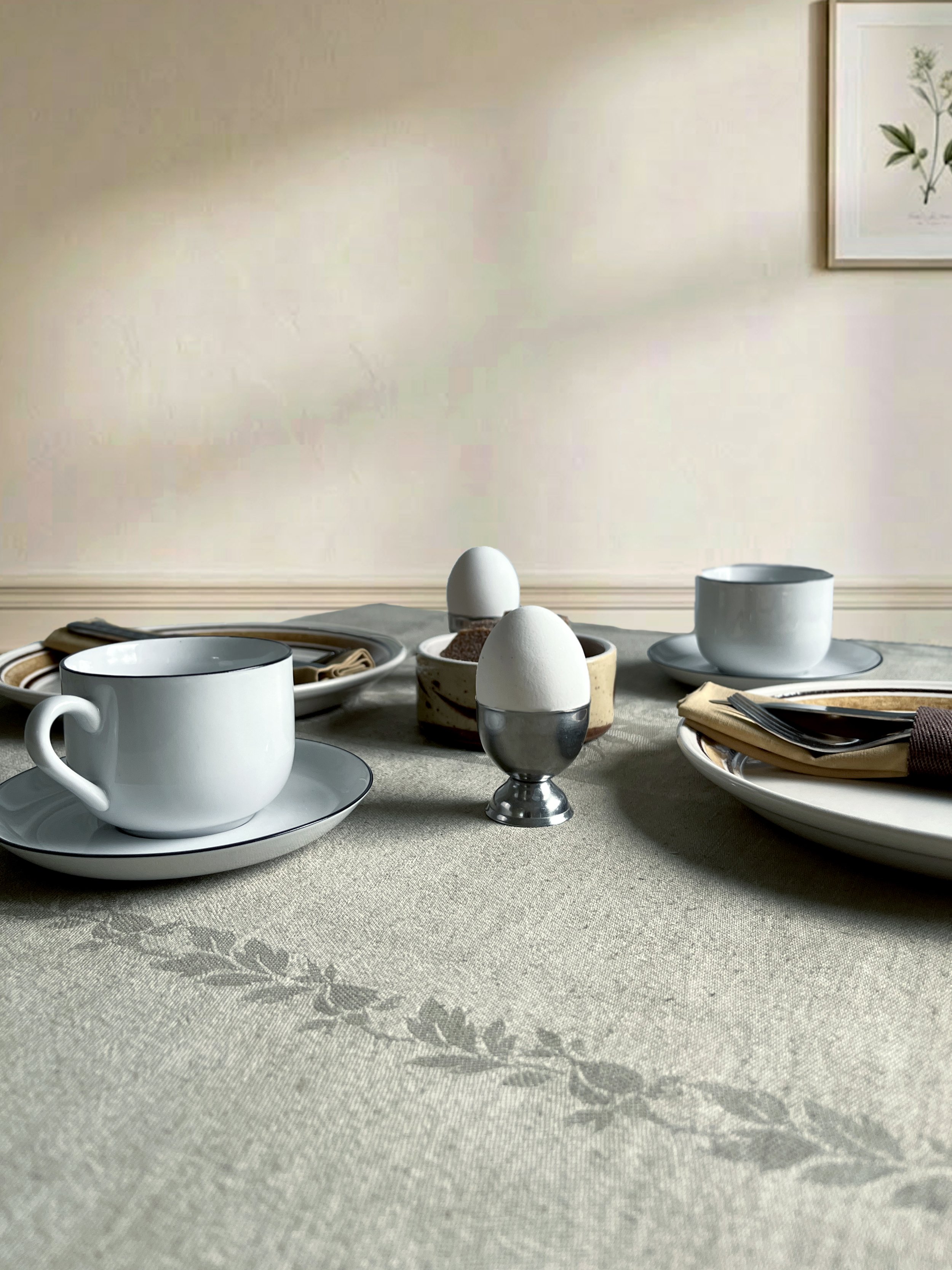 Bea - linen tablecloth