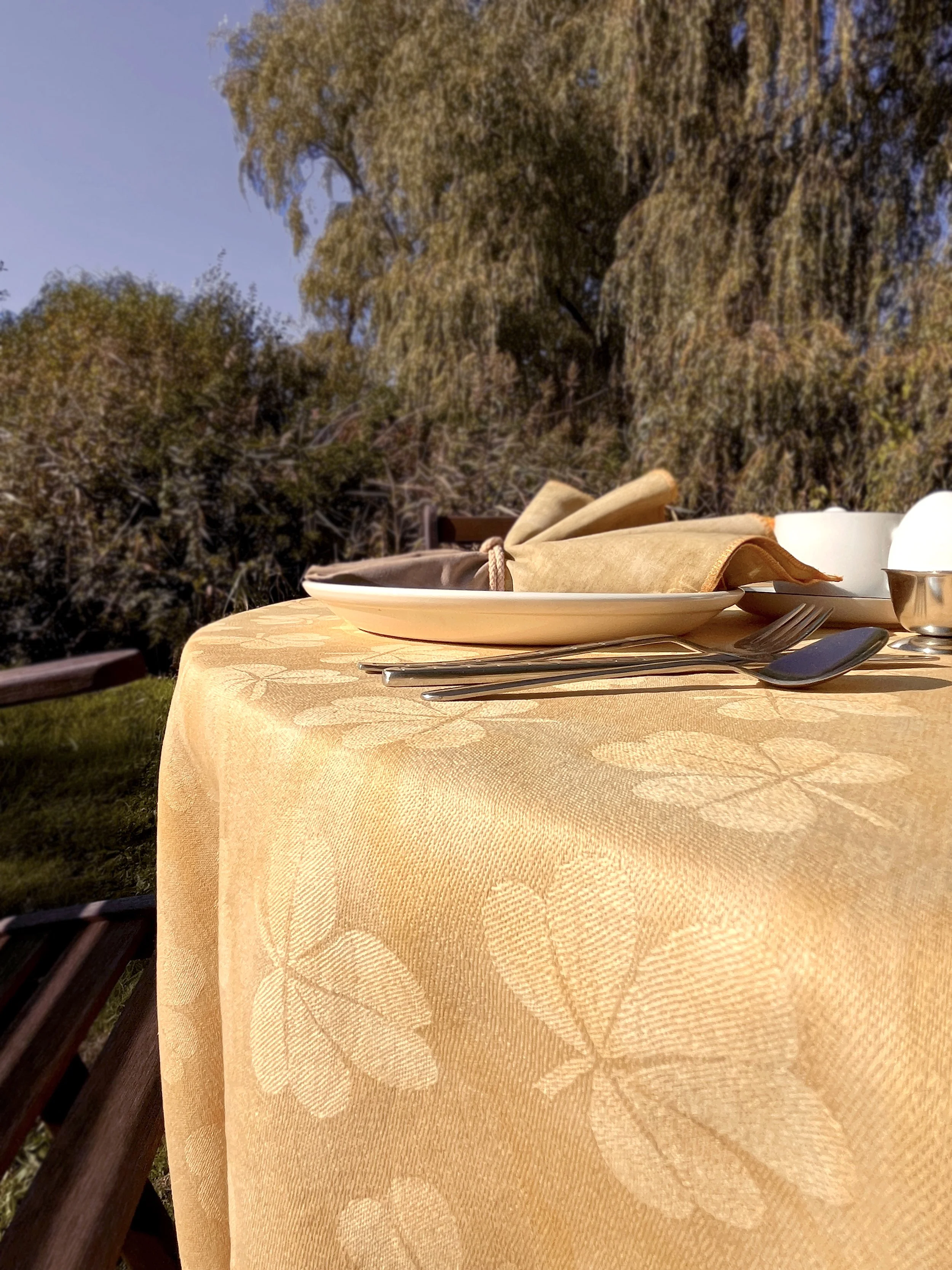 Annie - linen tablecloth
