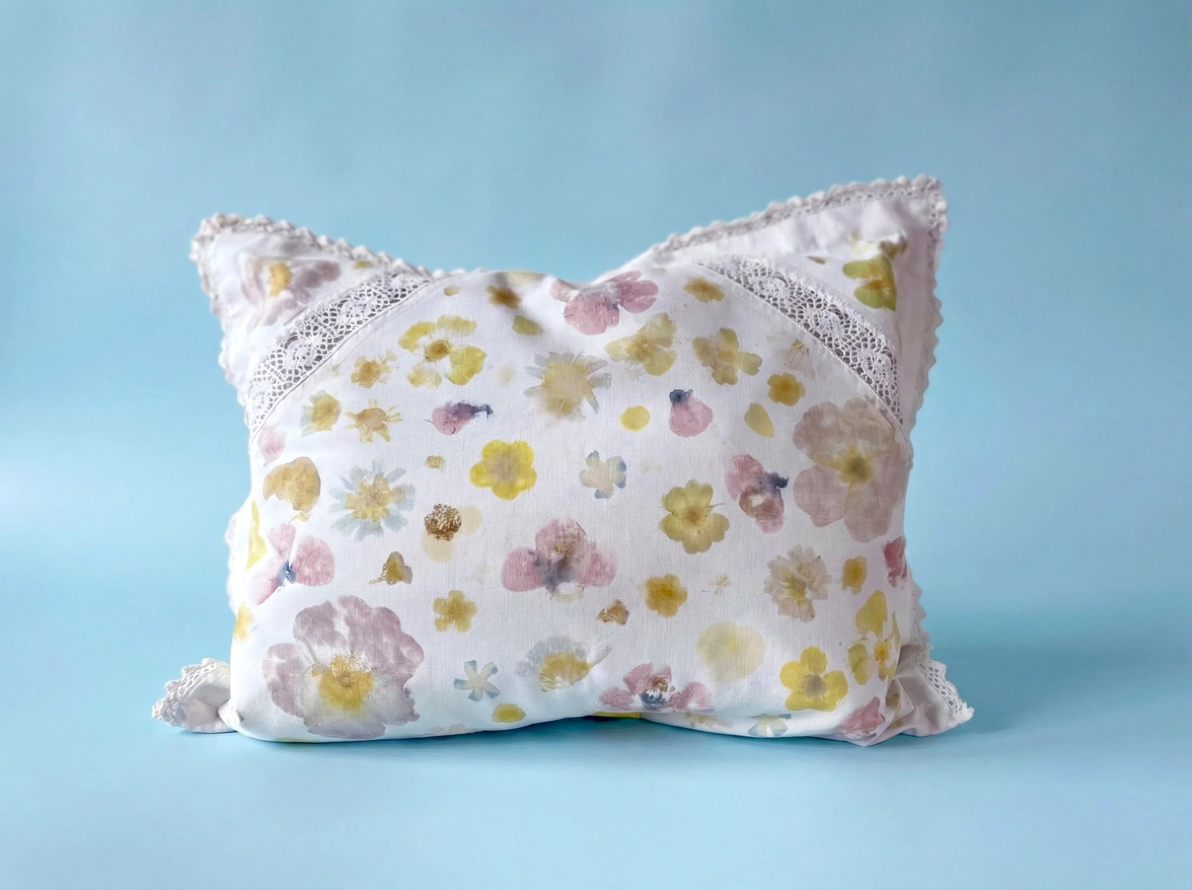 flowerpillows NY1.jpg