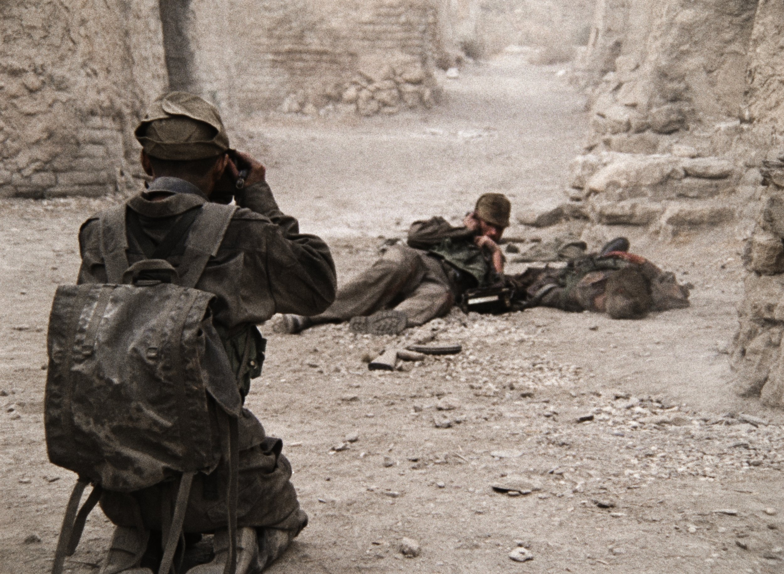 STILL NEGATIV 4 (1).jpg