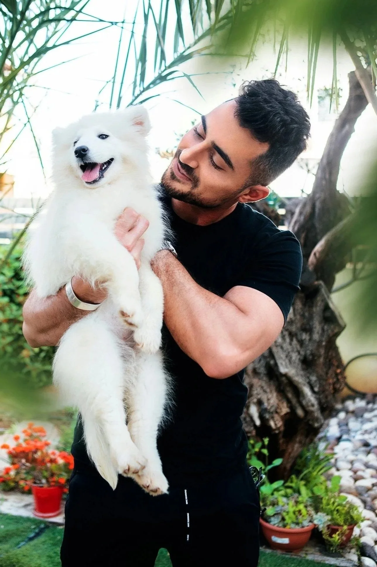 Rockin Healthy Vibes - Break free from stress, take mini-retreats to destress, pets help reduce stress too