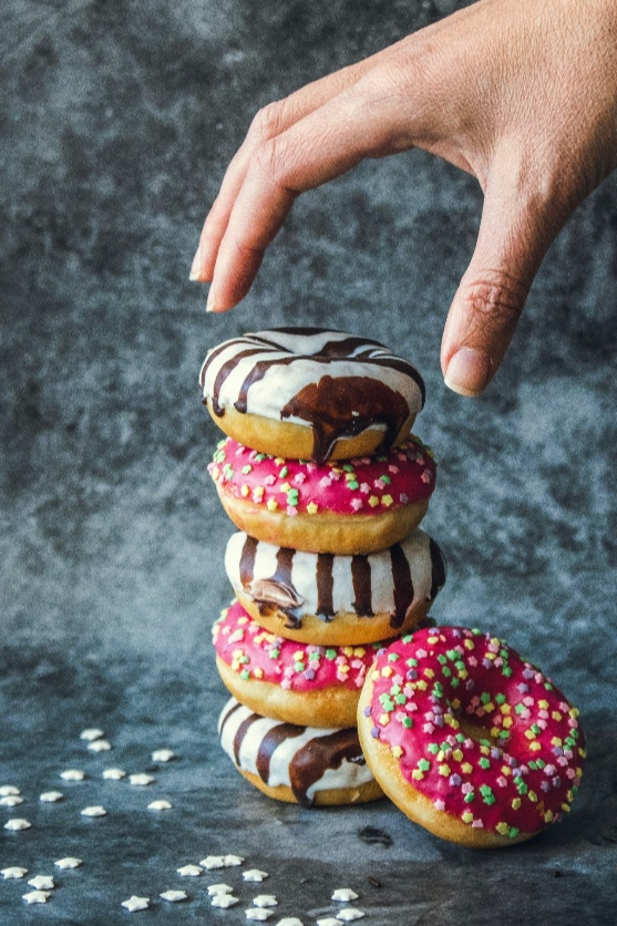 Rockin Healthy Vibes - eatting sugary & processed foods will cause an unhealthy gut