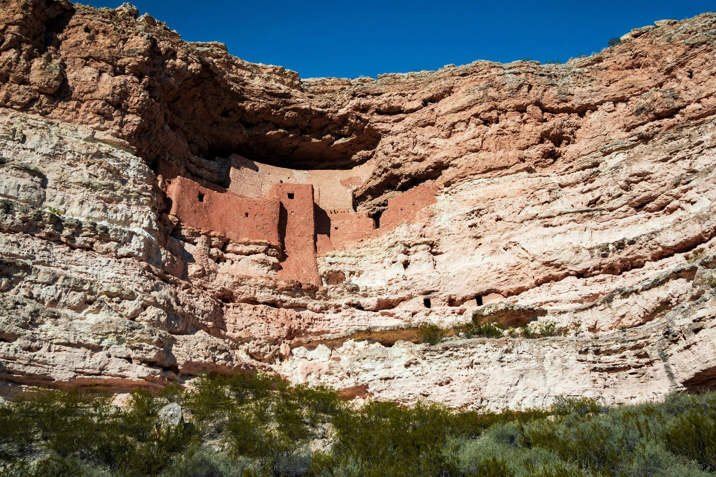 Sedona AZ travel blog - Montezuma Castle built high in the cliff's and home to the Sinaua Indians