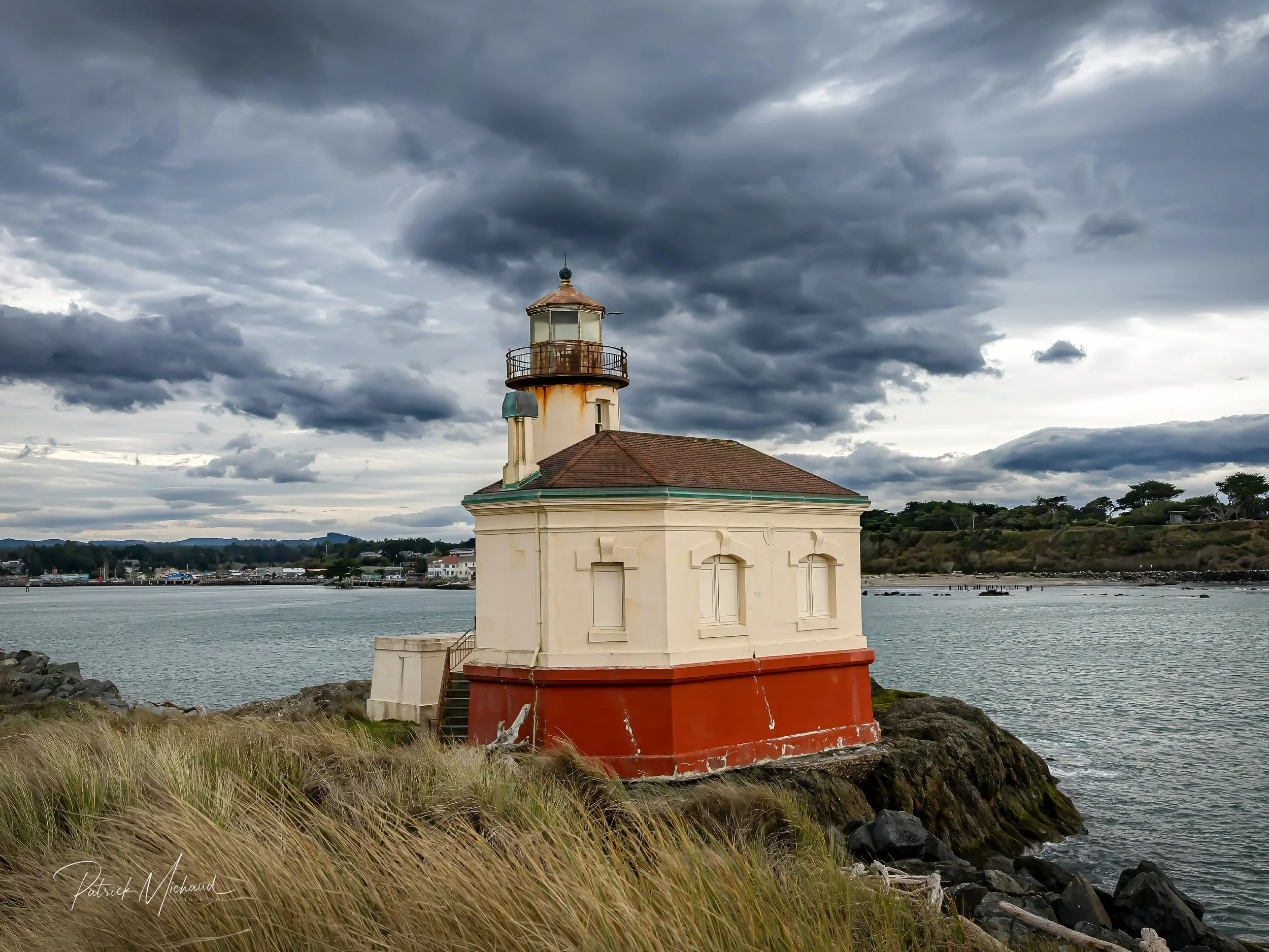 Coquille lighthouse clouds.jpg