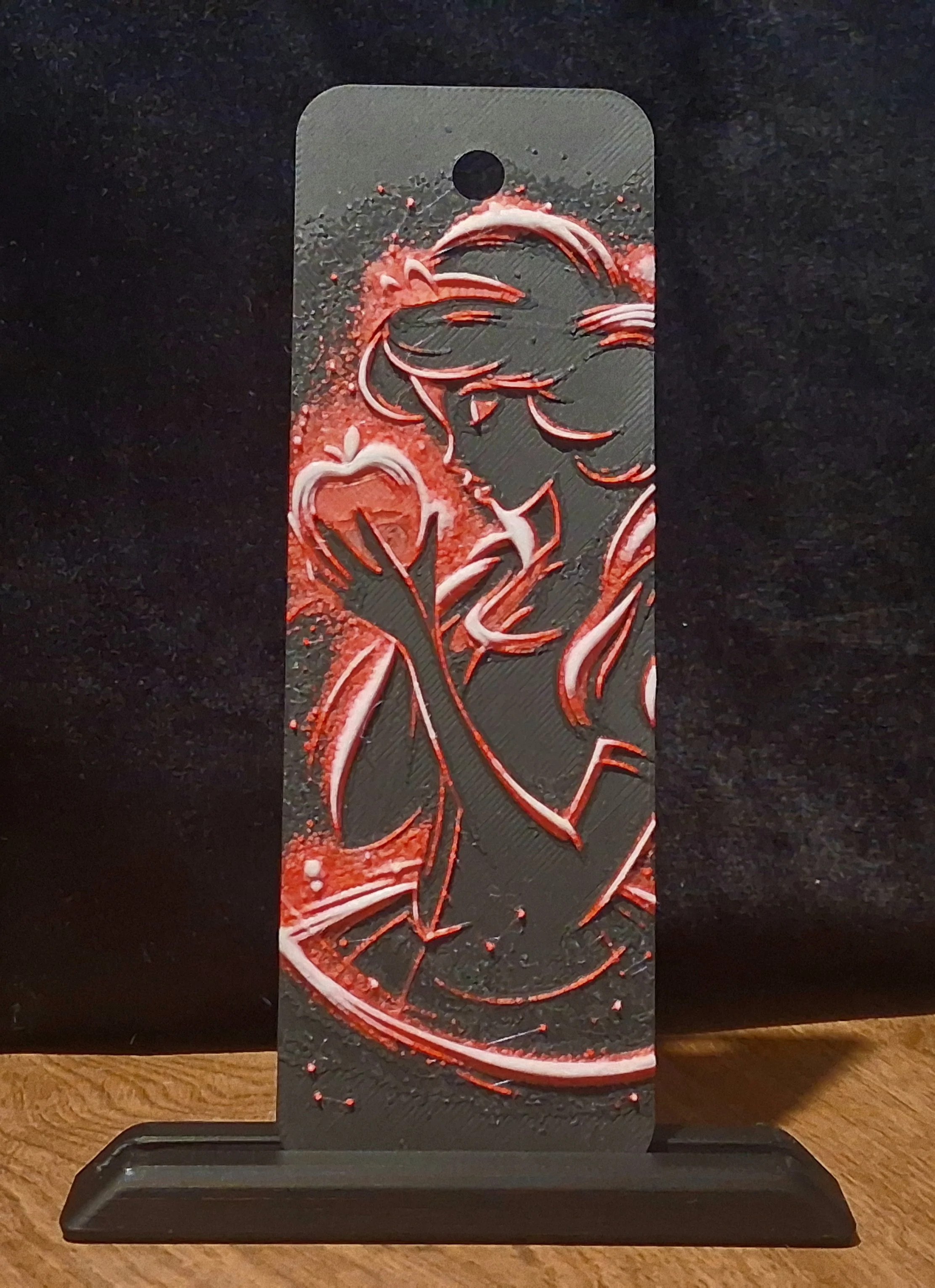 SnowWhitebookmark.jpg