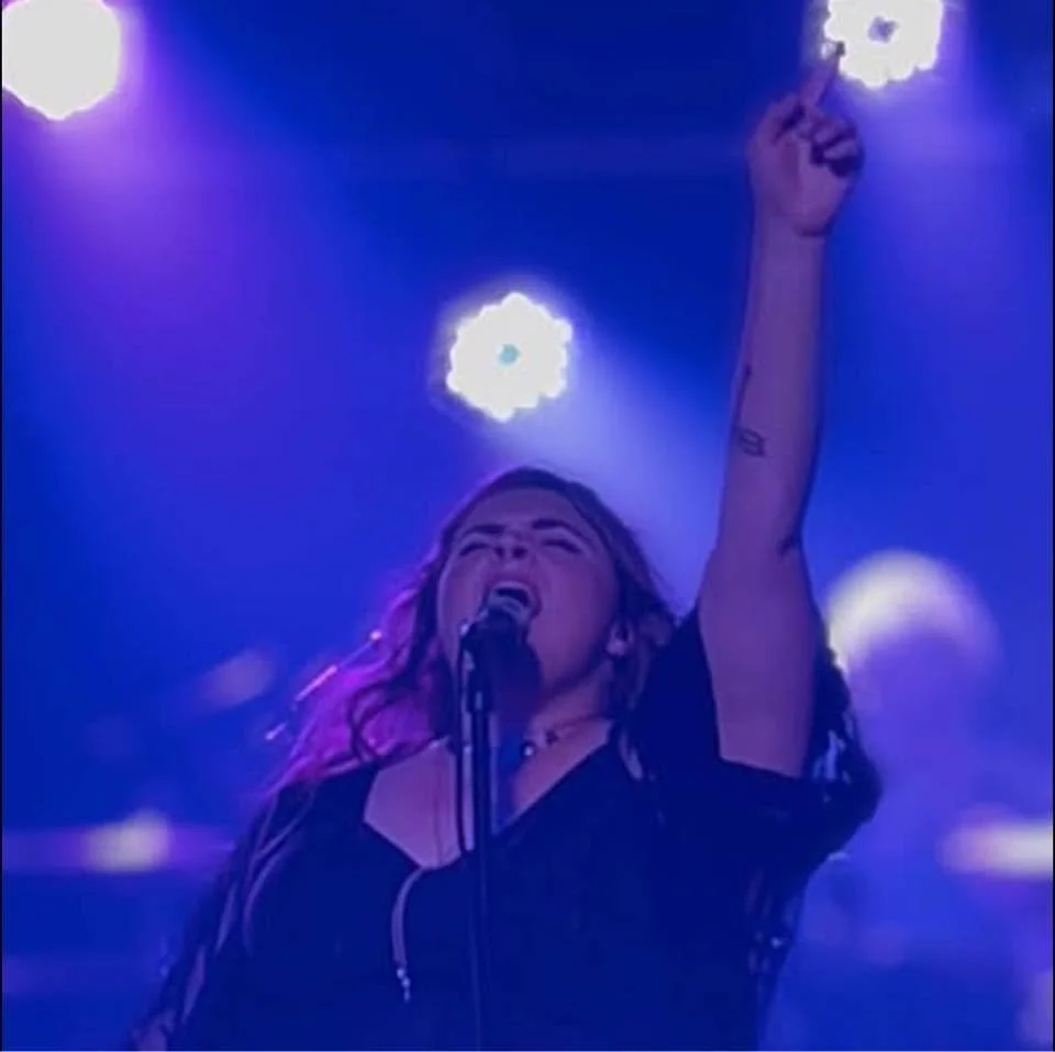 Mariah Kat Live