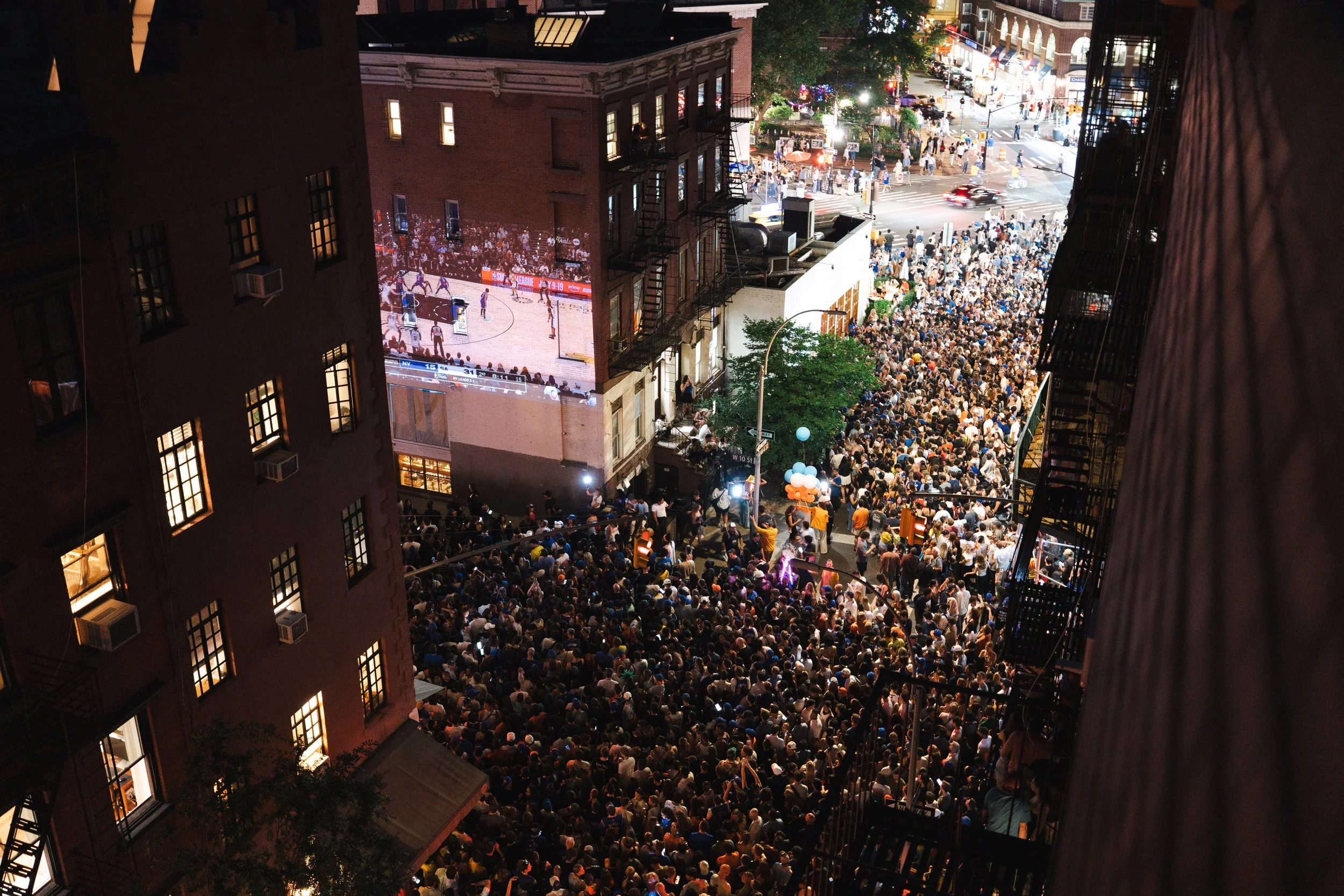 ZM_NYKnicksGame5Win_2.jpg