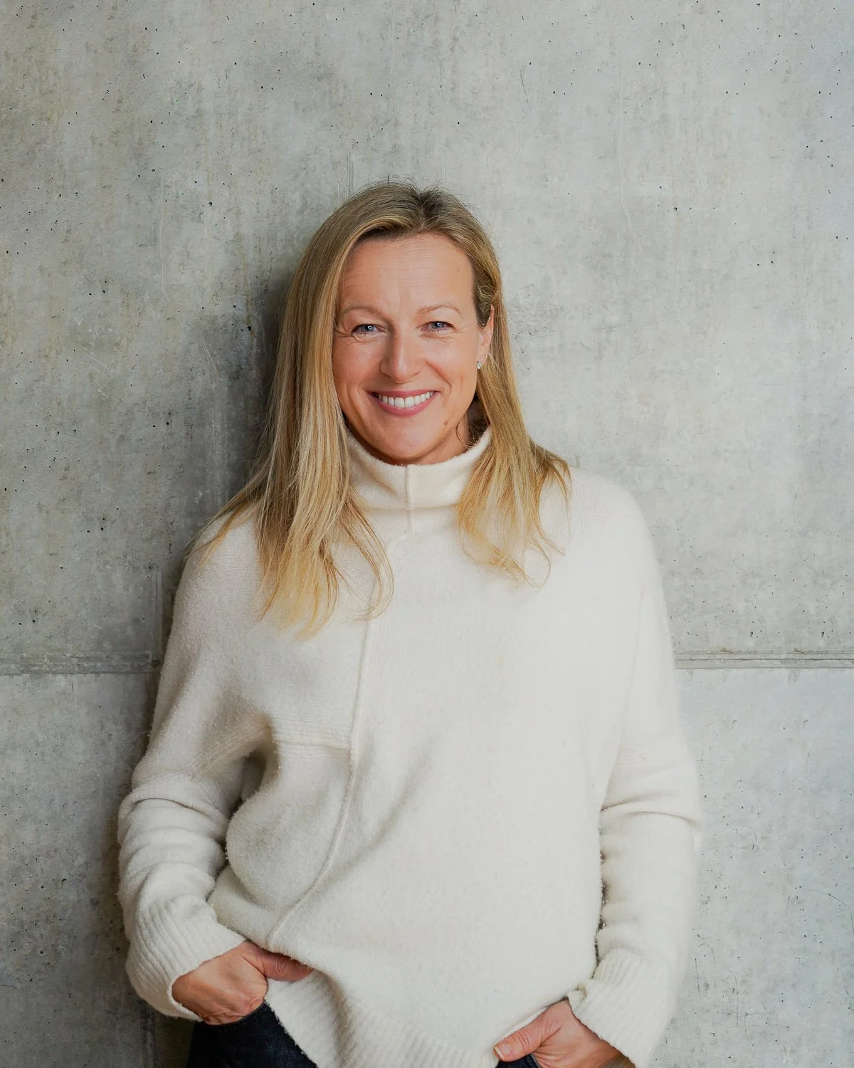 Victoria Simpson, Women's Counsellor in London specialising in bereavement and anxiety.