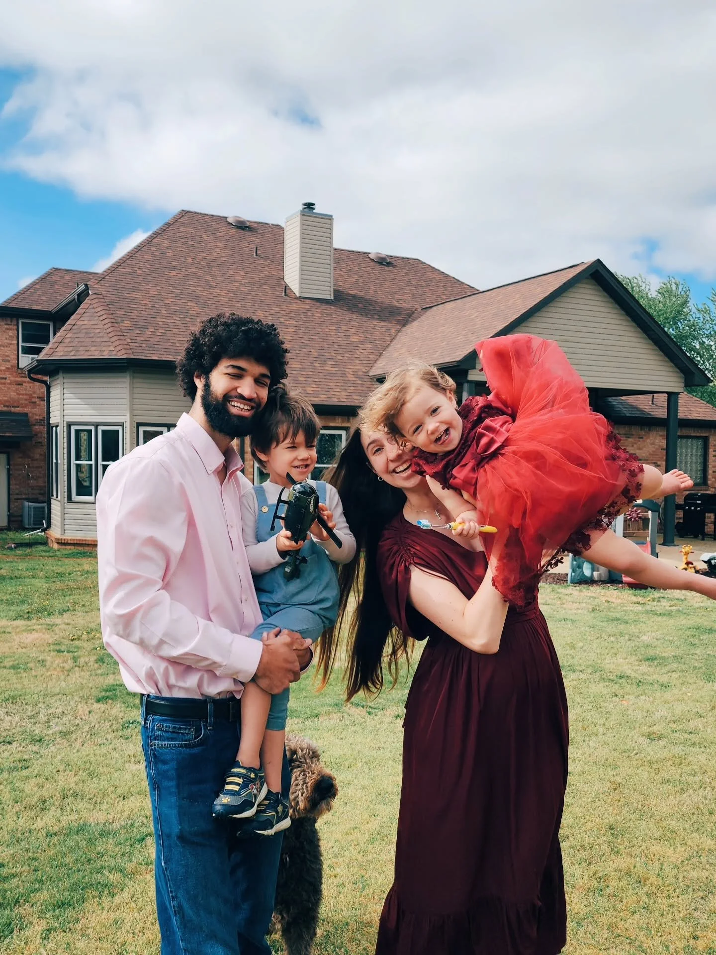 He has risen 🙌 🙏 
Had the best Easter Weekend and so thankful for family and friends that we have gotten to send it with. Praying everything gets to experience Joy this weekend ✨️🫶💖